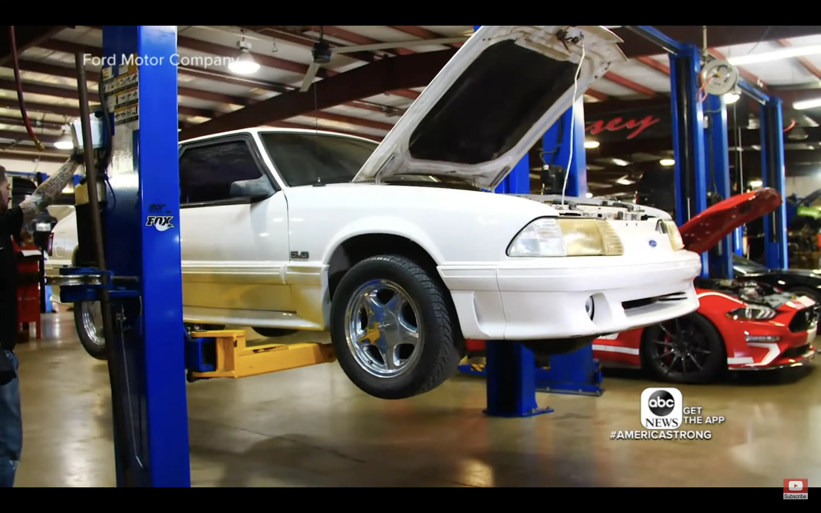 Wesley Ryas Ford Mustang GT von 1993 | Quelle: Youtube.com/ABC News