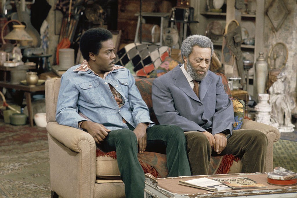 Demond Wilson as Lamont Sanford, and Whitman Mayo as Grady Wilson on the set of "Sanford and Son" Episode 24 | Photo: Getty Images