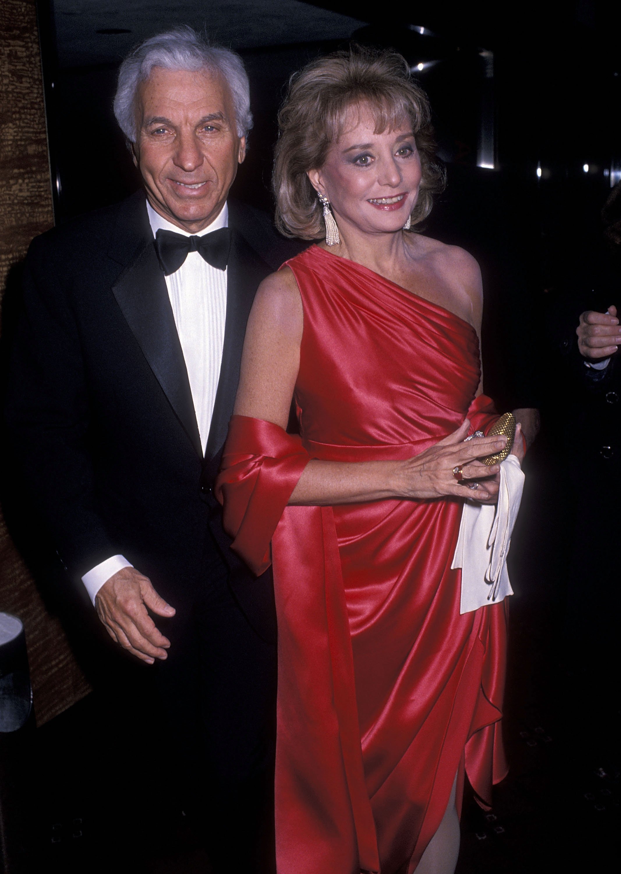 Barbara Walters and Merv Adelson attend the American Museum of the Moving Image Honors Sidney Poitier on February 28, 1989 at the Waldorf-Astoria Hotel in New York City | Photo: Getty Images