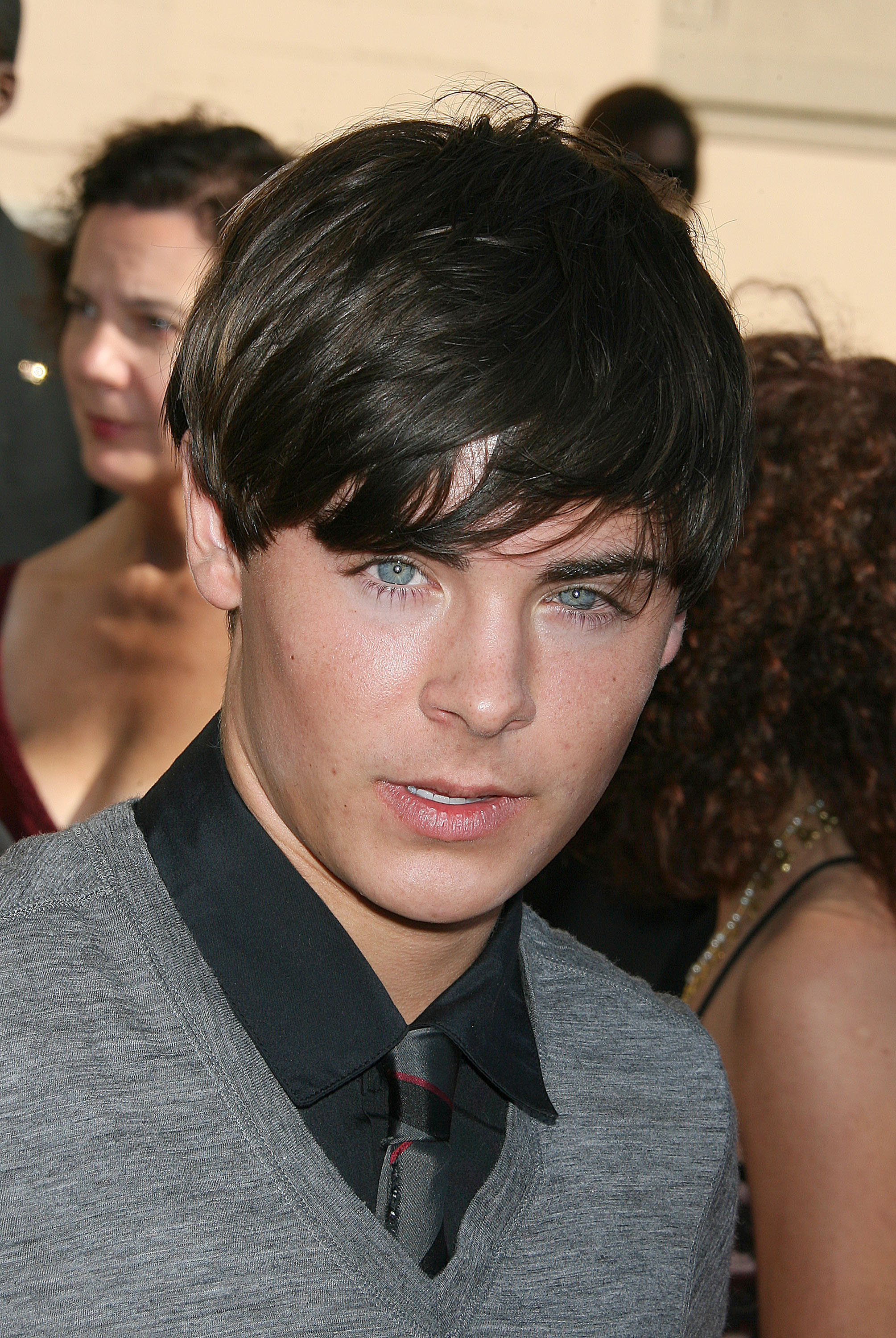 Zac Efron at the 58th Annual Creative Arts Emmy Awards in Los Angeles, California, on August 19, 2006 | Source: Getty Images