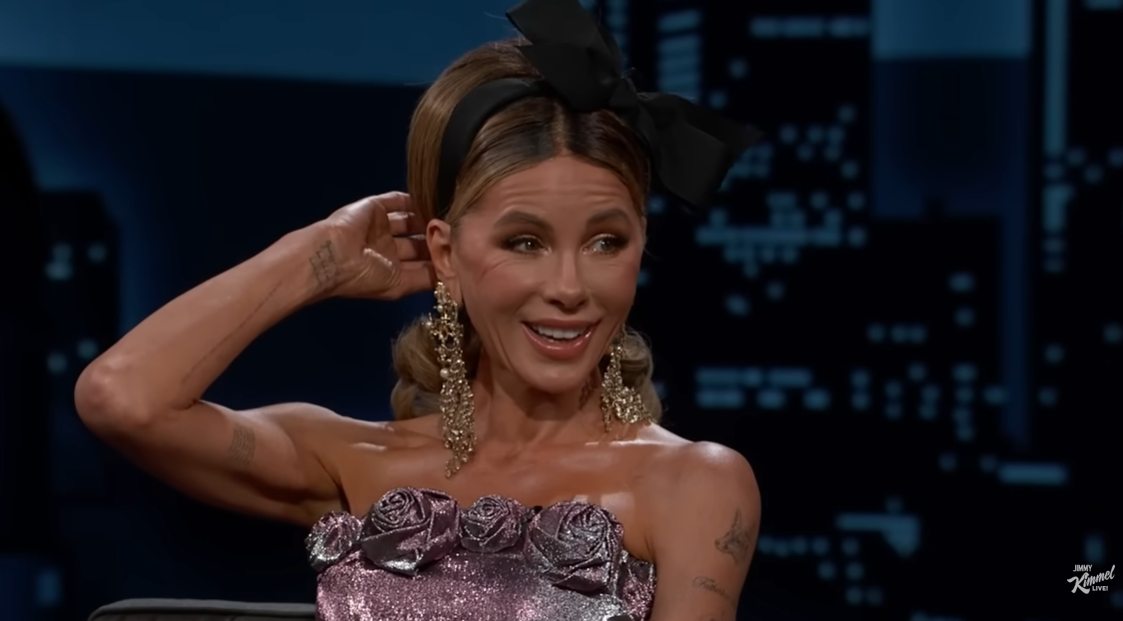 Kate Beckinsale appears on "Jimmy Kimmel Live!" on 25 November 2025. | Source: YouTube/Jimmy Kimmel Live