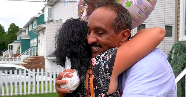 John Gonsalves hugging his long-lost daughter | Photo: youtube.com/CBS Mornings  