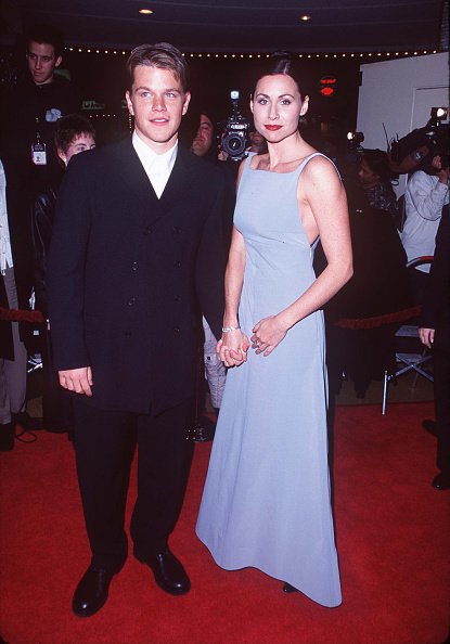 Matt Damon and Minnie Driver at Mann Bruin Theatre in Westwood, California, United States in 1997. | Photo: Getty Images