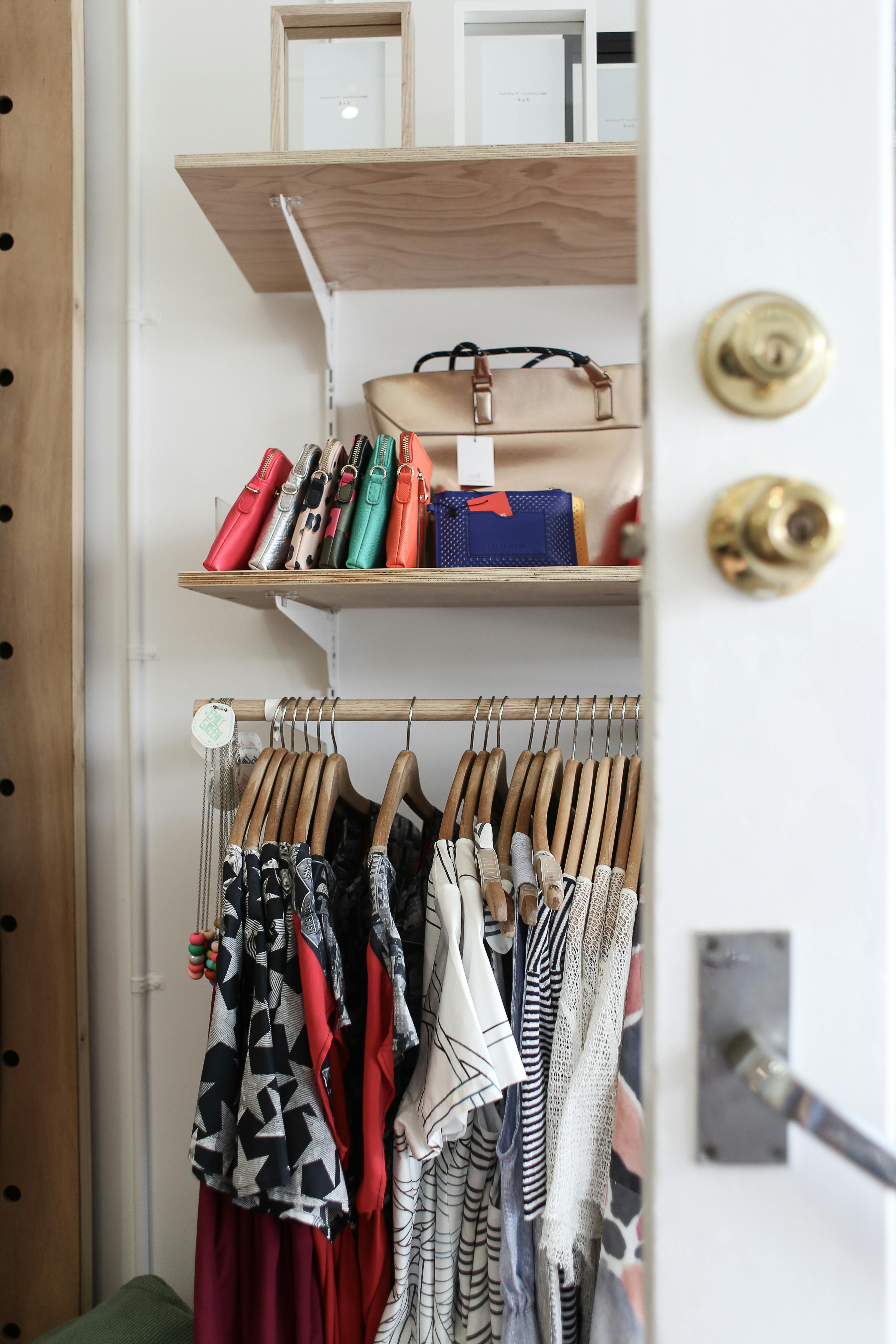 A tidy closet | Source: Pexels