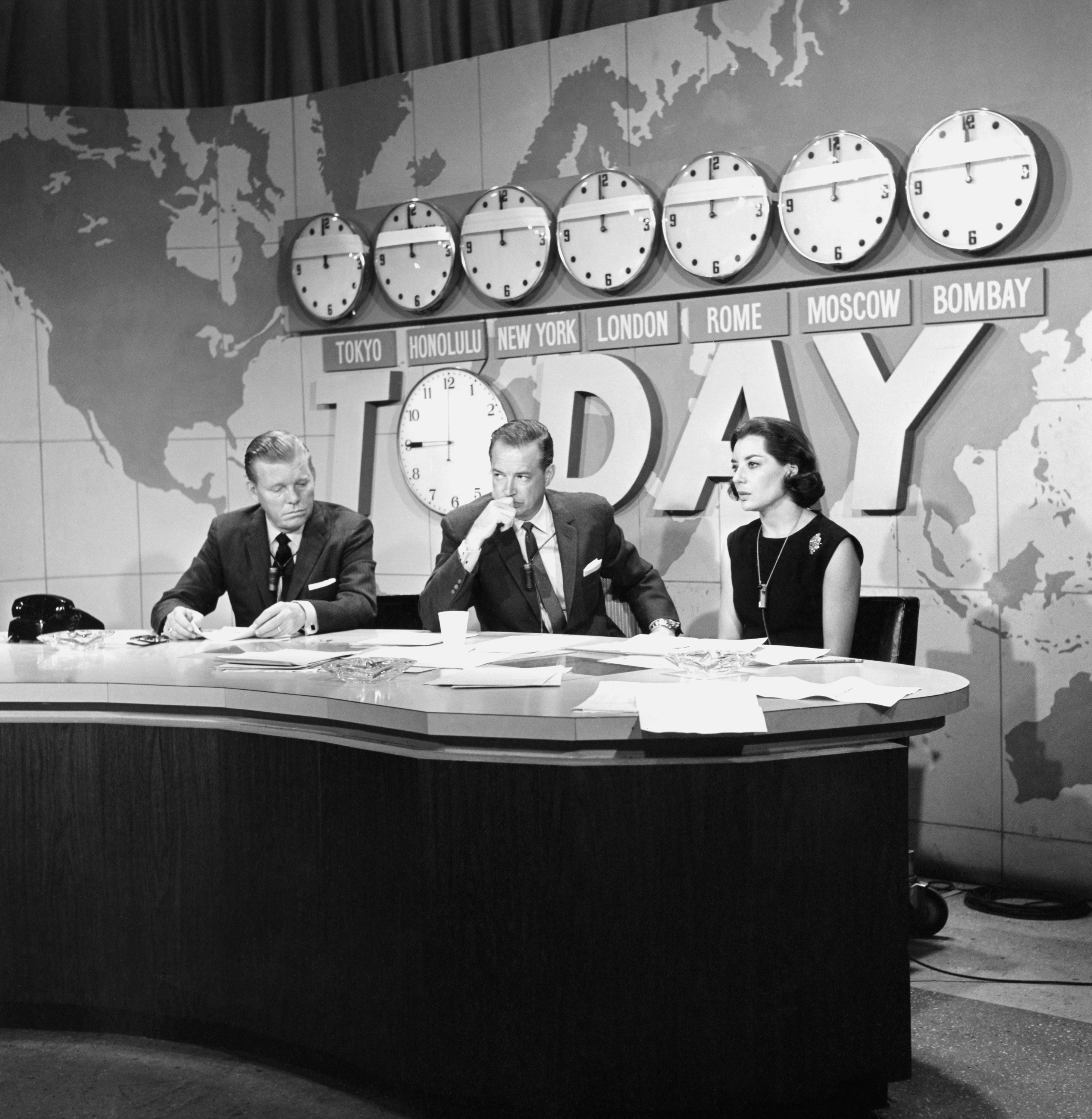 NBC news anchors Jack Lescoulie, Hugh Downs, and Barbara Walters reporting on the assassination of President John F. Kennedy on November 23, 1963 ┃Source: Getty Images
