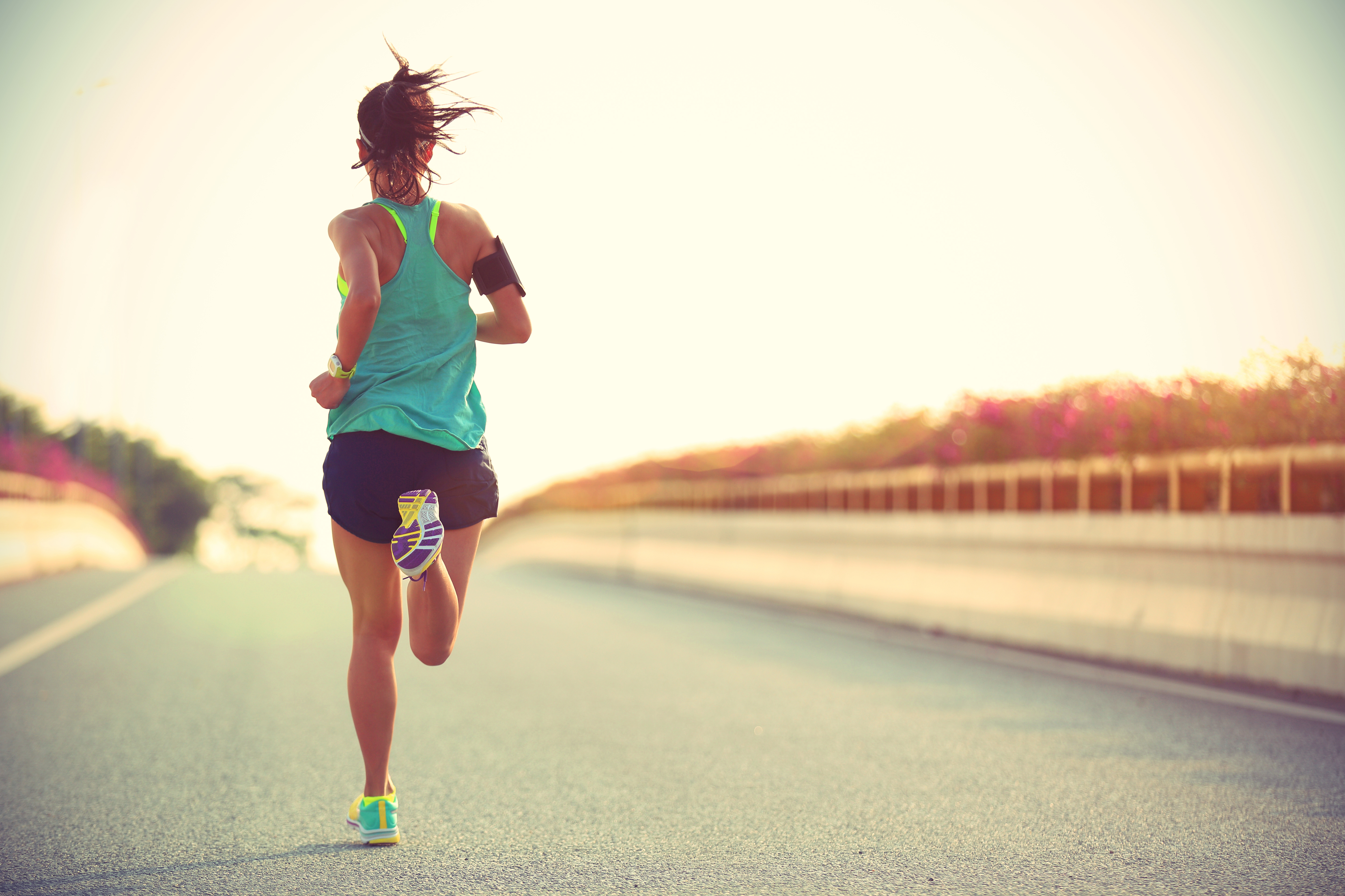 A woman jogging. | Source: Shutterstock