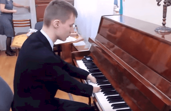 Source: YouTube/ Сергей Дубров Source: YouTube/ Сергей Дубров