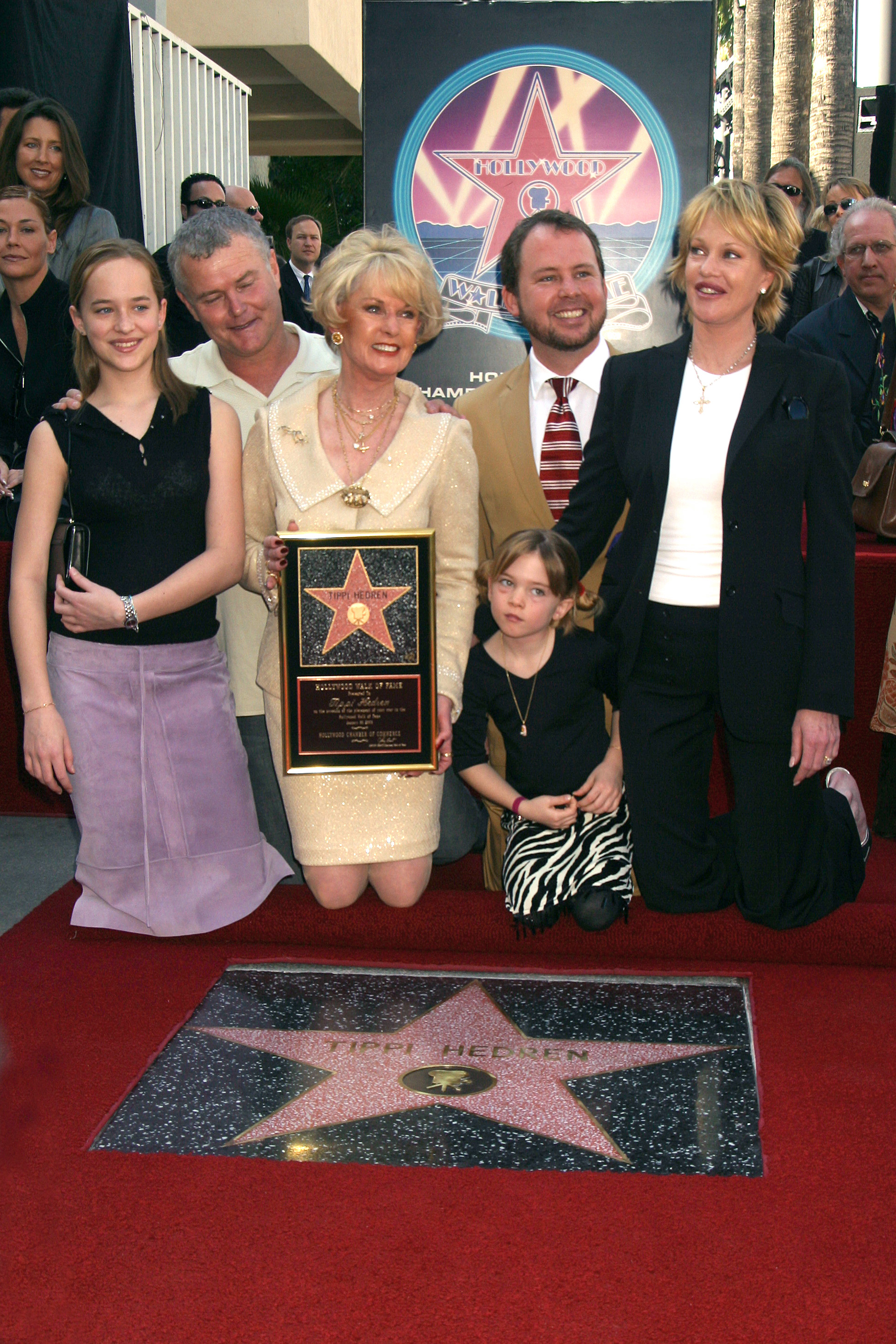 Tippy Hedren and Melanie Griffith and her daughters Dakota and Stella attending the dedication of a Star on the Hollywood Walk of Fame for Tippi Hedren in Hollywood, California, on January 30, 2003. | Source: Getty Images