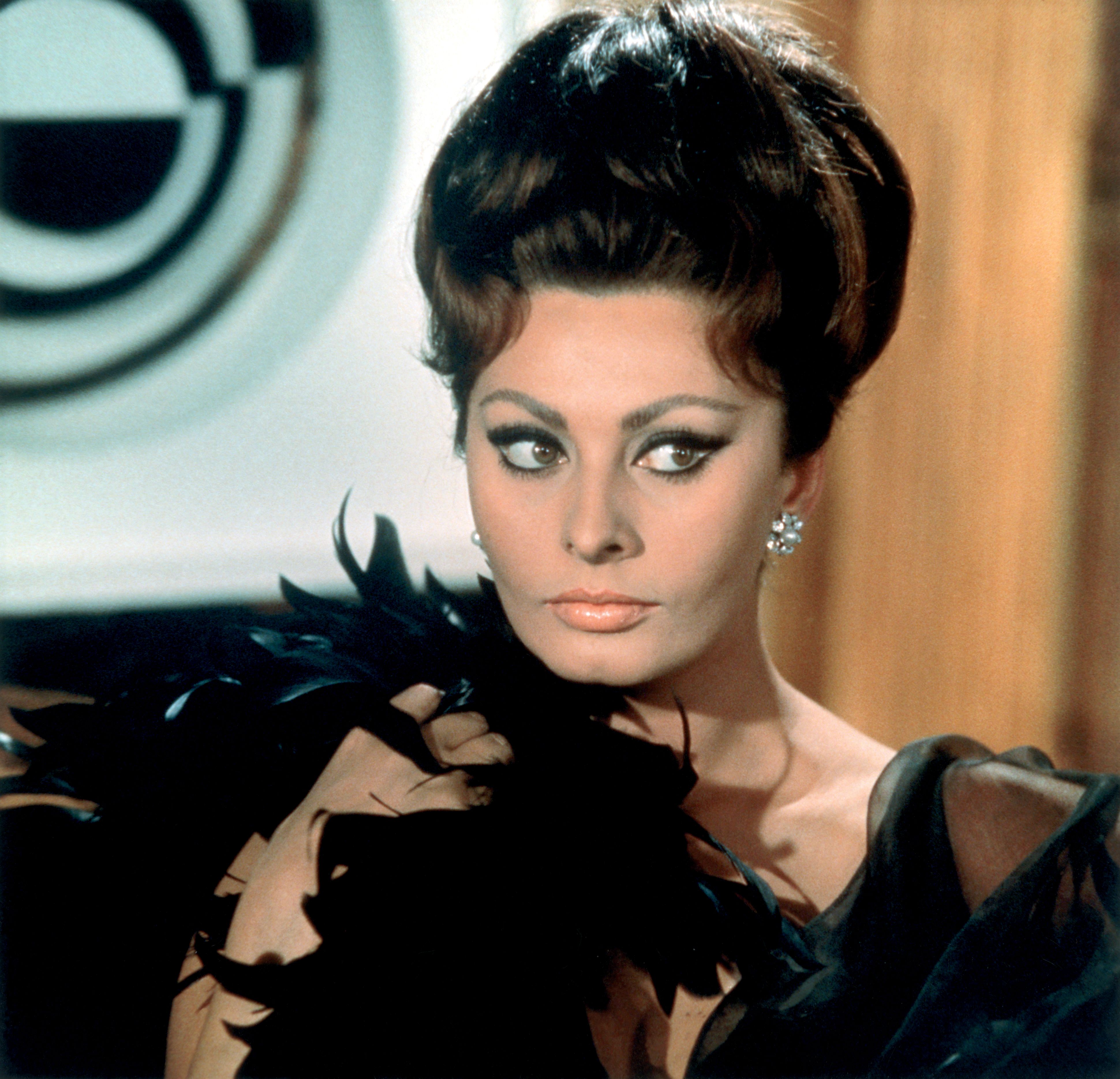 Sophia Loren stars in "Arabesque," circa 1965. | Source: Getty Images