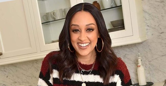  instagram.com/tiamowry