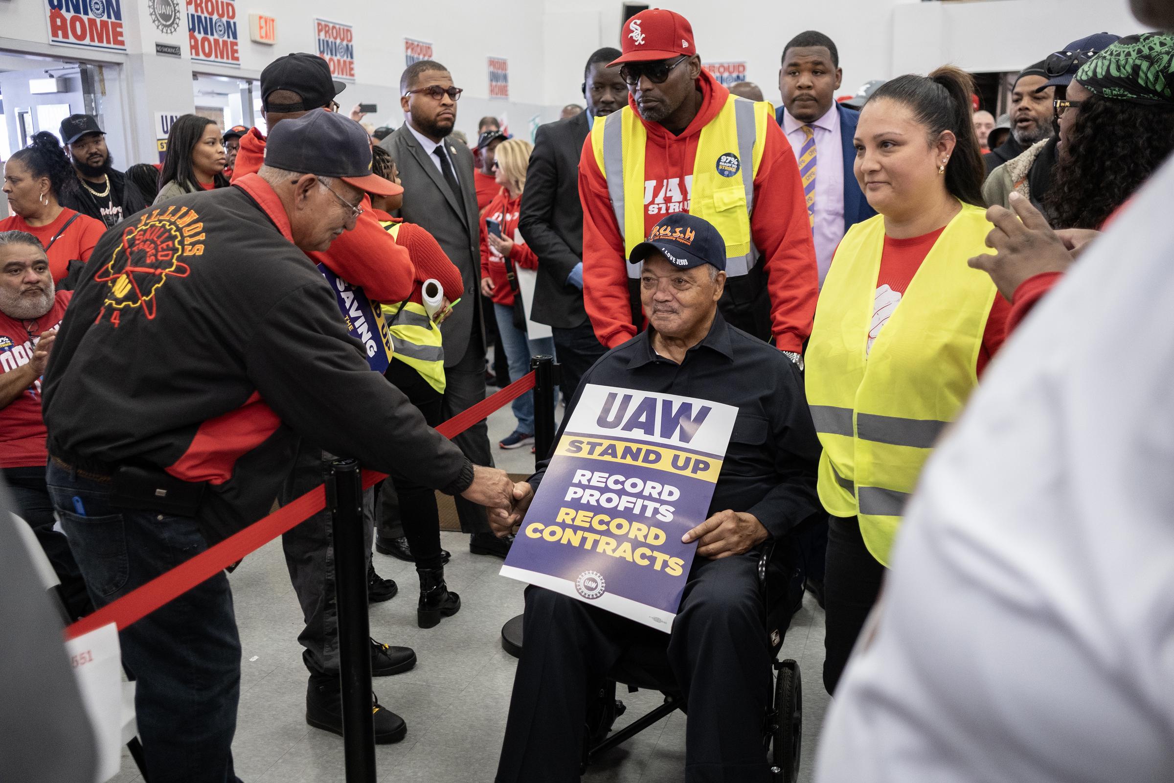 Reverend Jessie Jackson attends a rally in support of the labor union strike on October 7, 2023 | Source: Getty Images