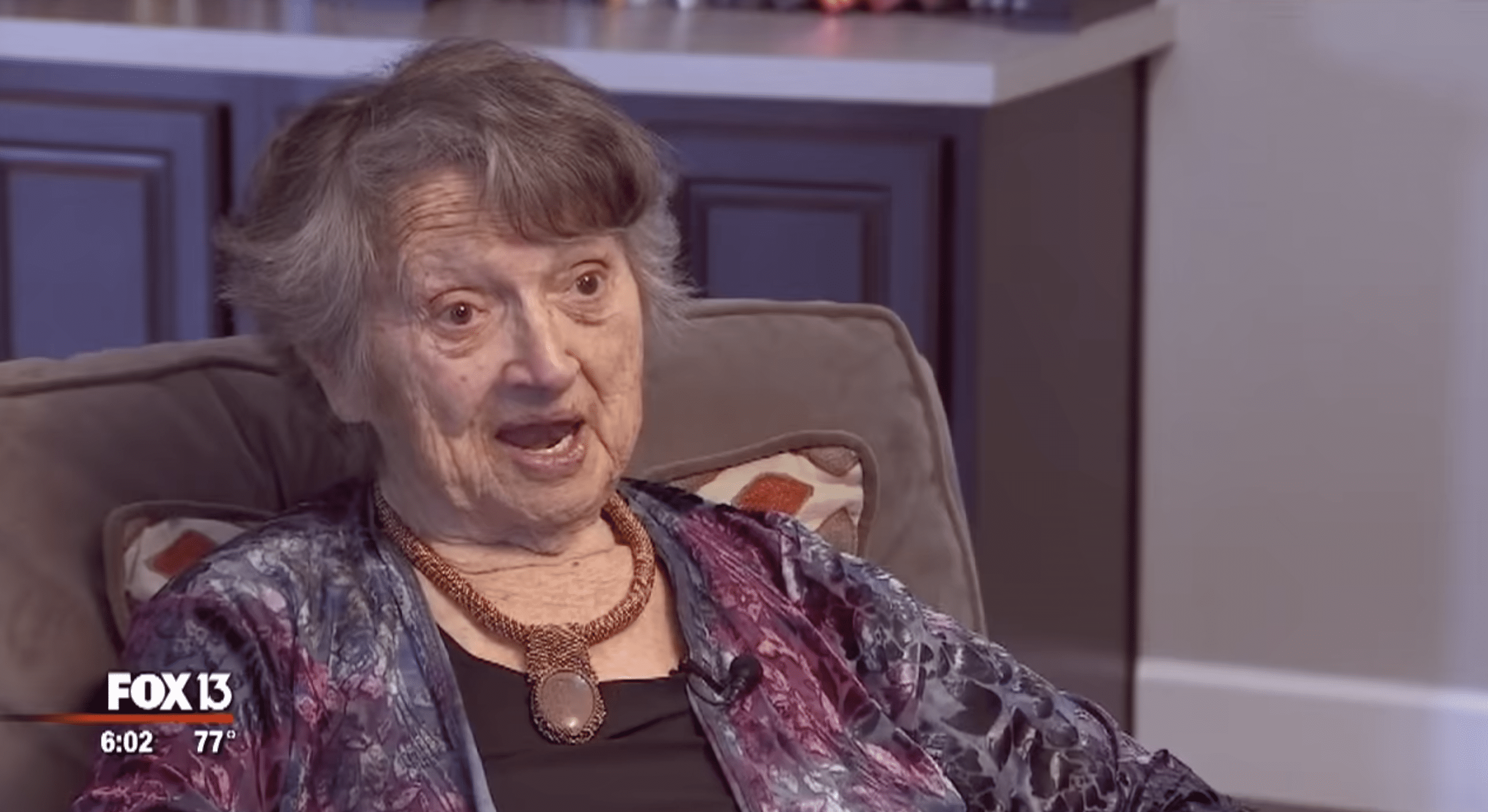 The then 88-year-old Genevieve Purinton shared how she had spent her life thinking her daughter died at birth. | Photo: youtube.com/FOX 13 Tampa Bay 