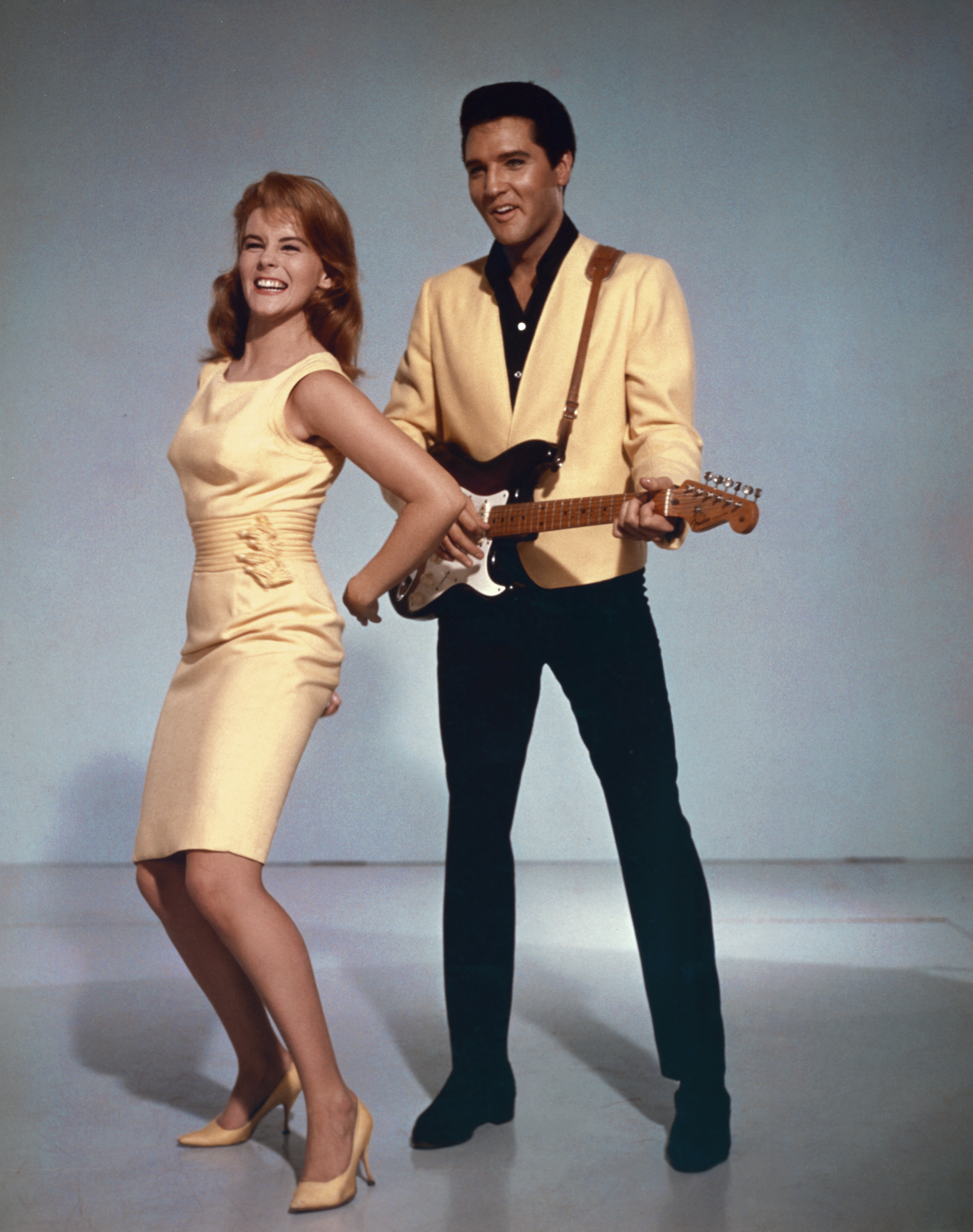 Ann-Margret and Elvis Presley on "Viva Las Vega" in 1964 | Source: Getty Images