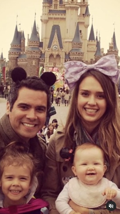 Cash Warren and Jessica Alba with Honor and Haven in a post uploaded on August 13, 2024 | Source: Instagram/jessicaalba