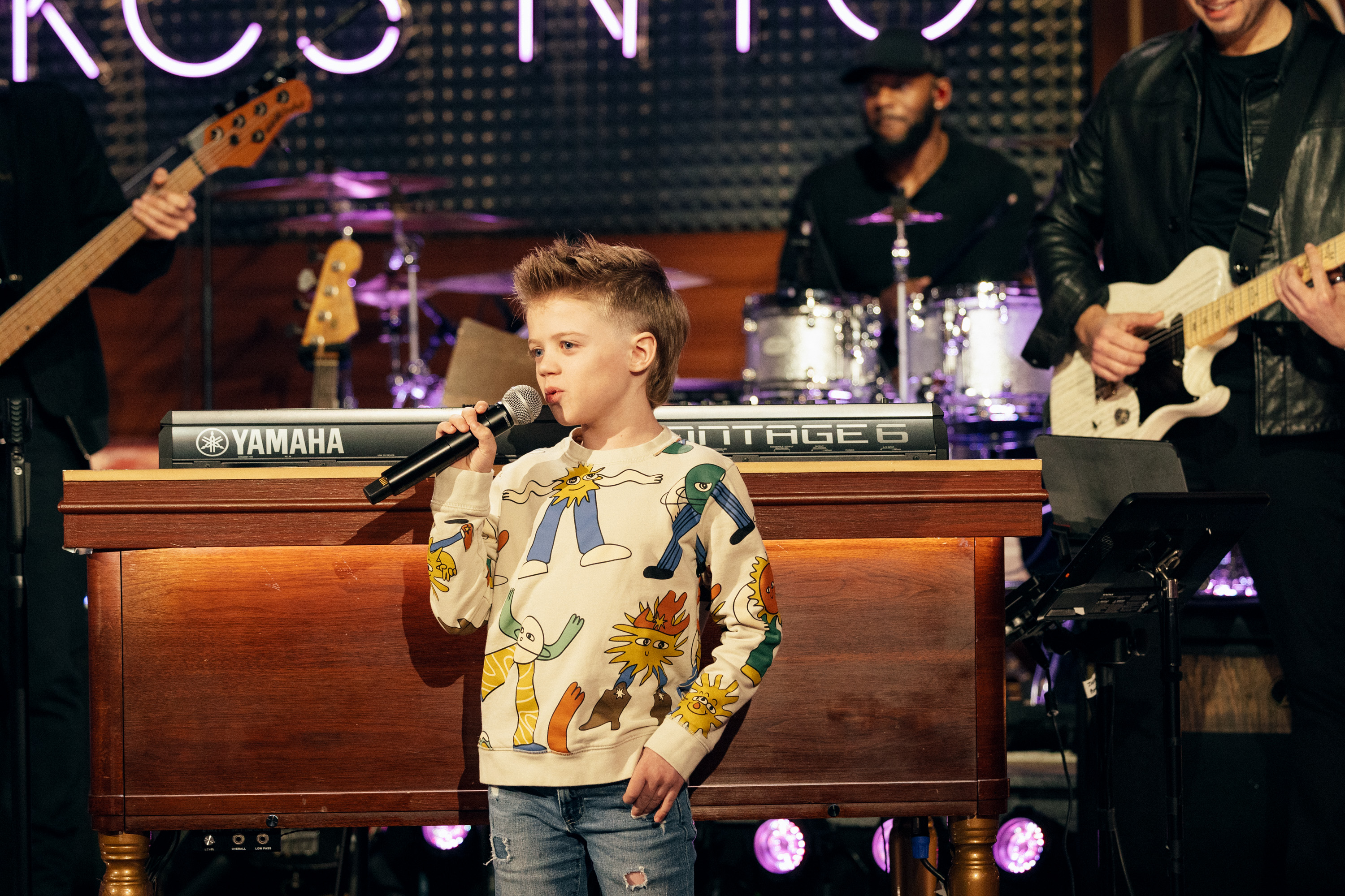 Remy on the "Kelly Clarkson Show" on November 16, 2024 | Source: Getty Images