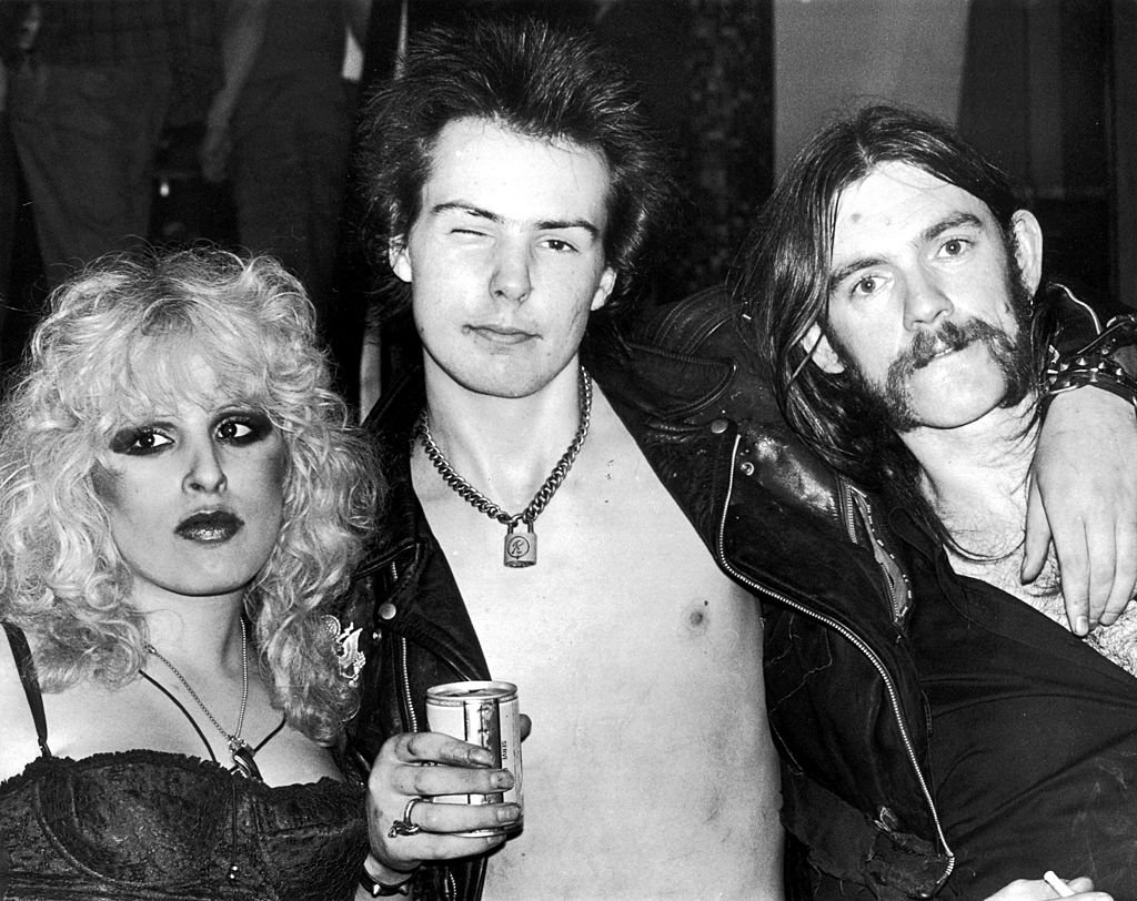 Photo of Nancy Spungen and Sid Vicious and Lemmy from Motorhead on January 1, 1970. | Photo: Getty Images