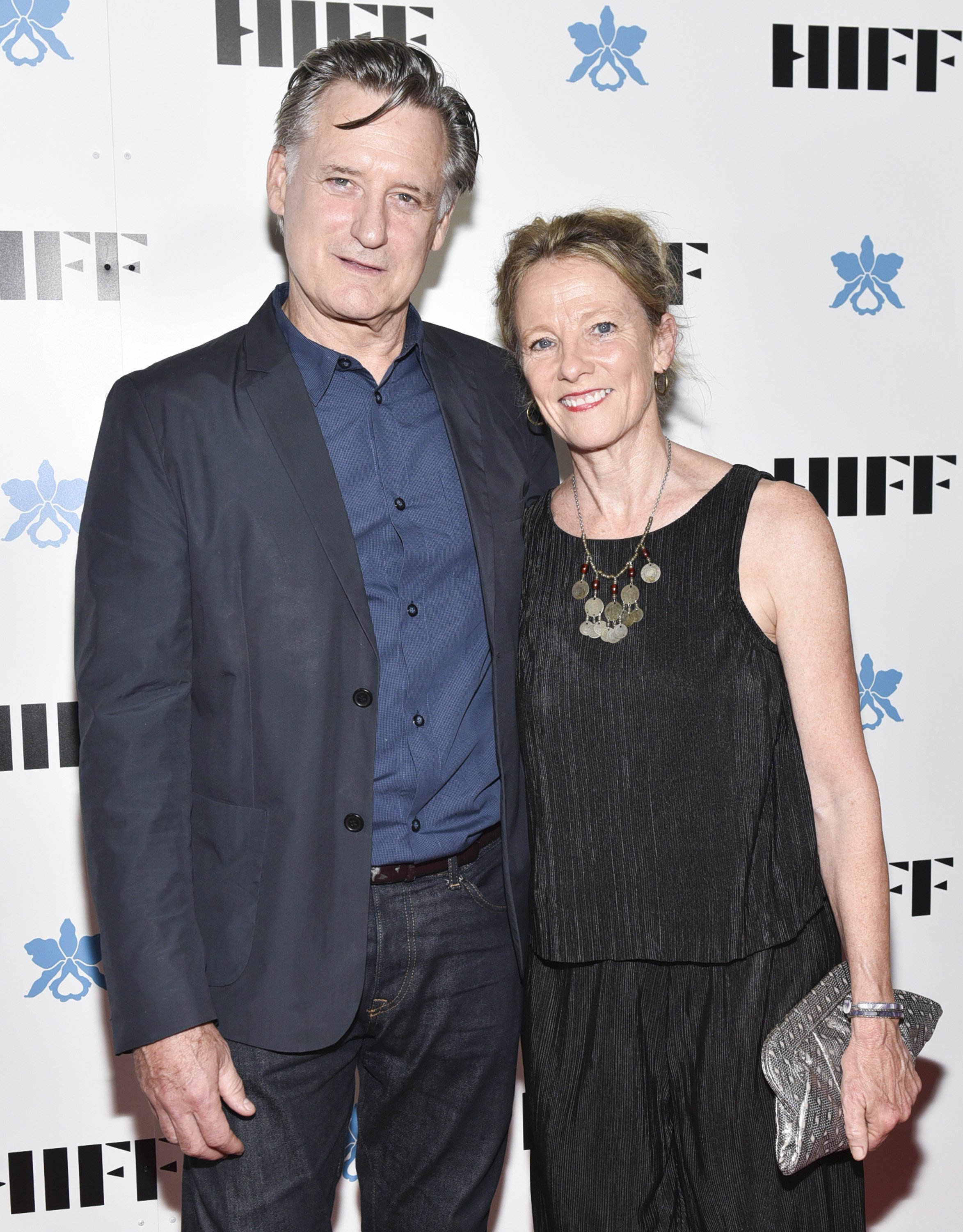 Bill Pullman and Tamara Hurwitz attend the 37th Annual Hawaii International Film Festival Gala on November 10, 2017, in Honolulu, Hawaii.| Source: Getty Images