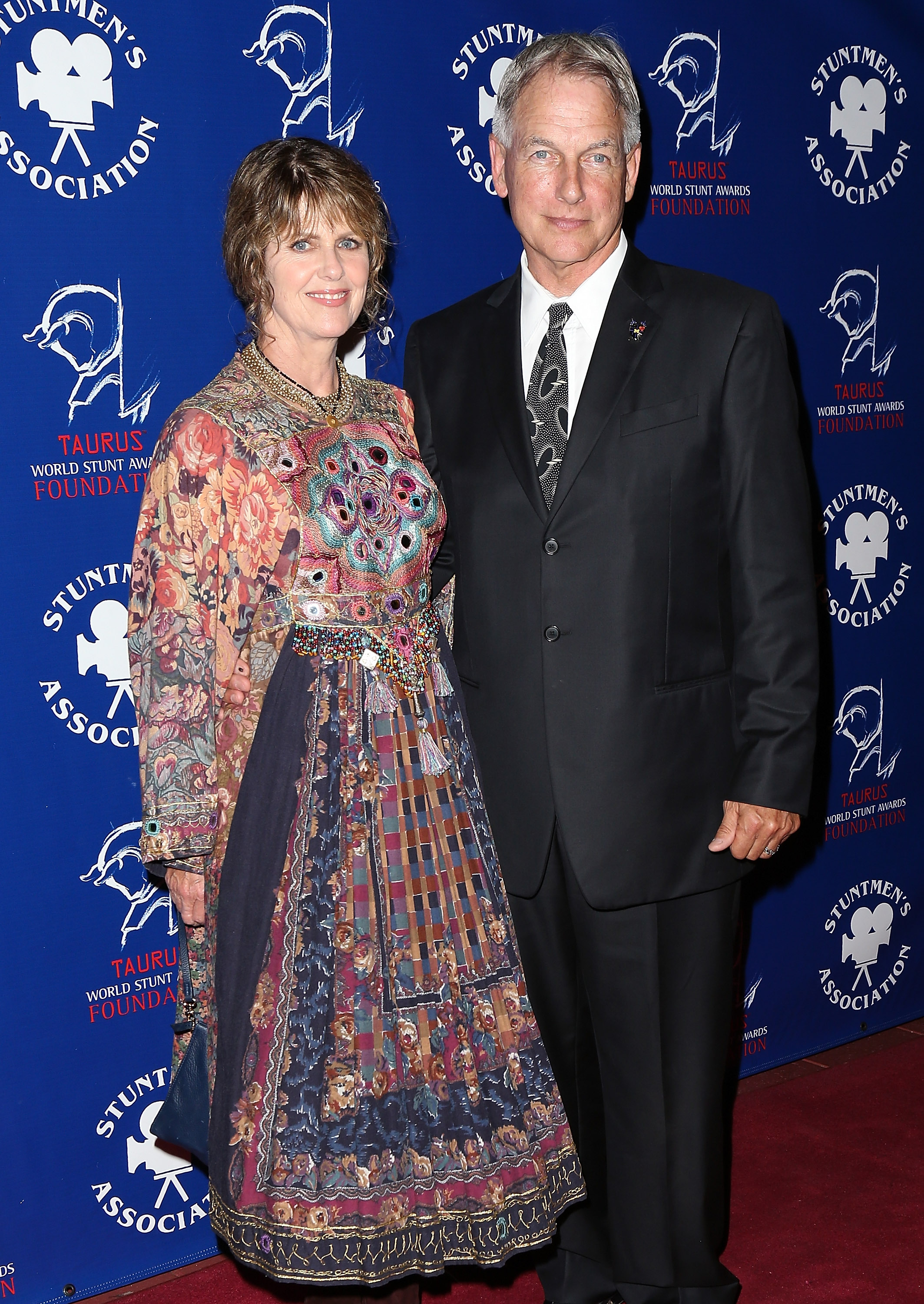 Pam Dawber and Mark Harmon at The Stuntmen's Association Of Motion Pictures 52nd Annual Awards Dinner in California, 2013 | Source: Getty Images