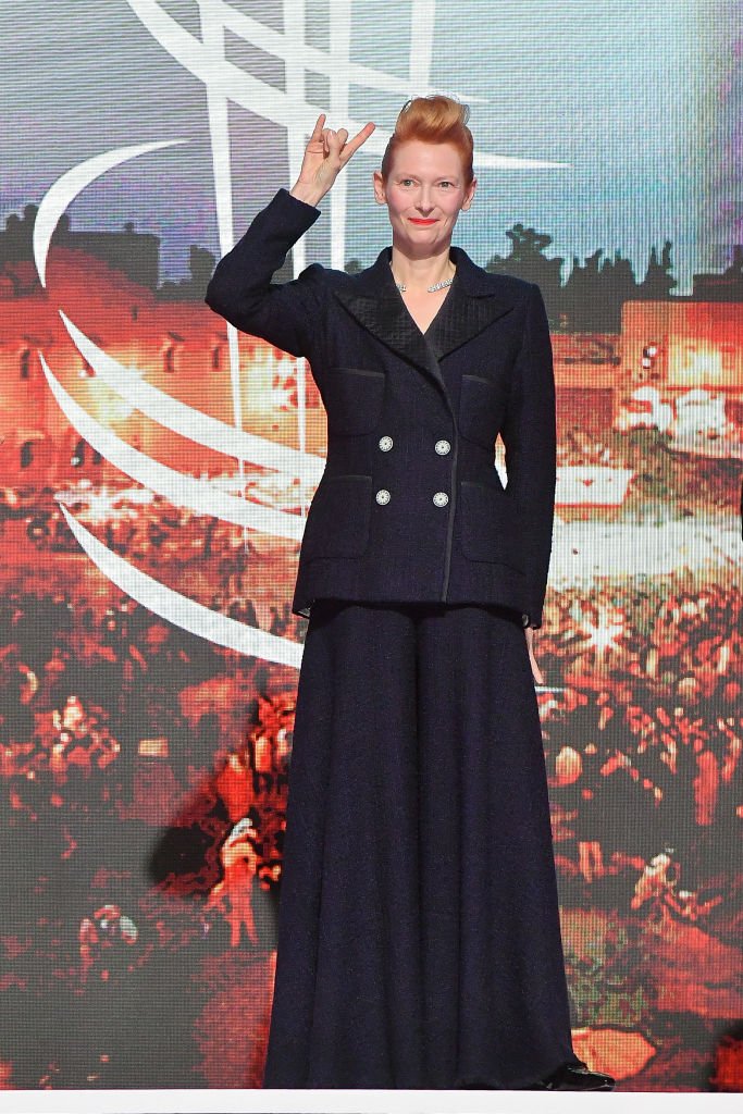 Tilda Swinton en la ceremonia de clausura del XVIII Festival Internacional de Cine de Marruecos, el 07 de diciembre de 2019 en Marruecos. | Foto: Getty Images