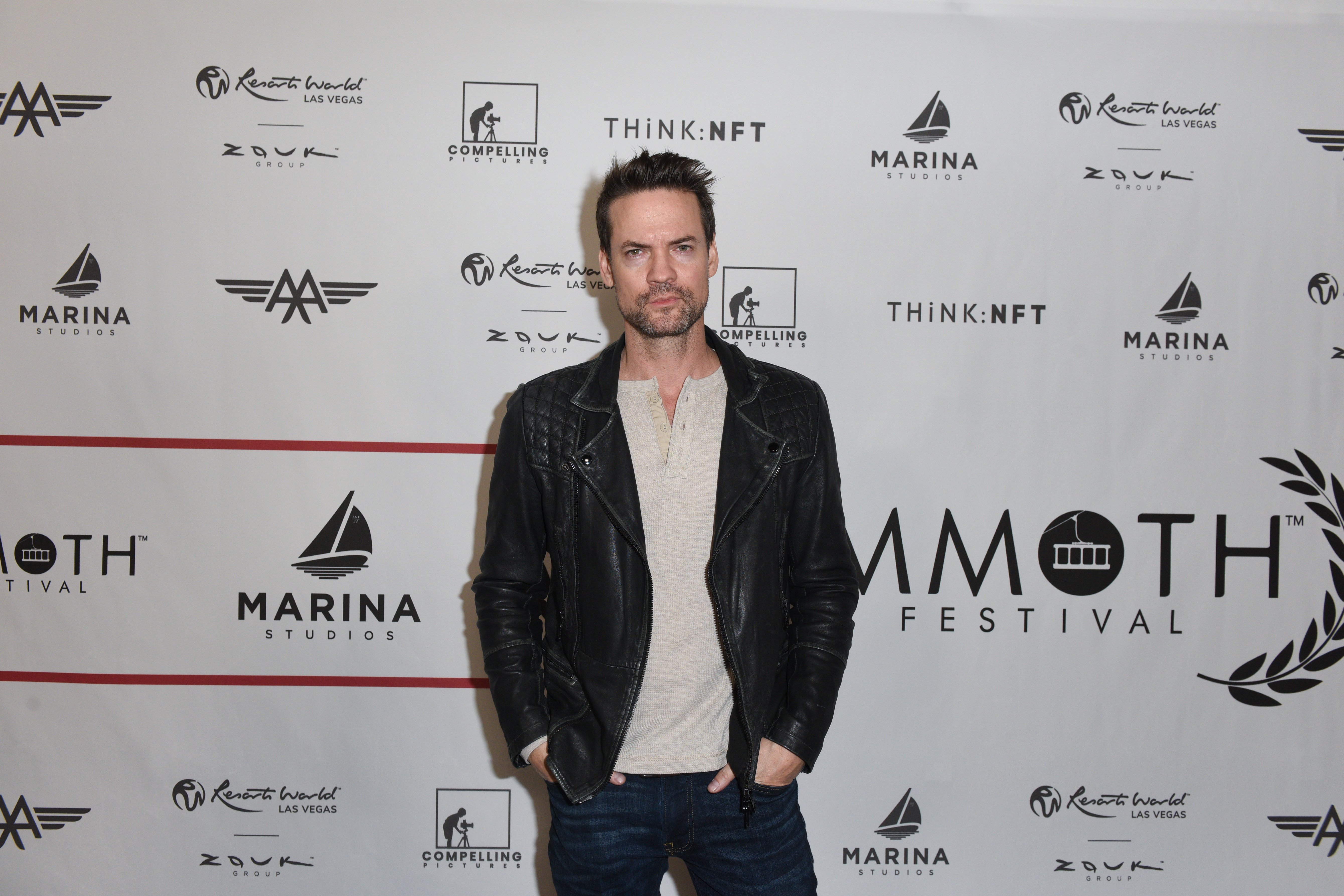 Shane West attends the Mammoth Film Festival on February 05, 2022, in Mammoth, California. | Source: Getty Images