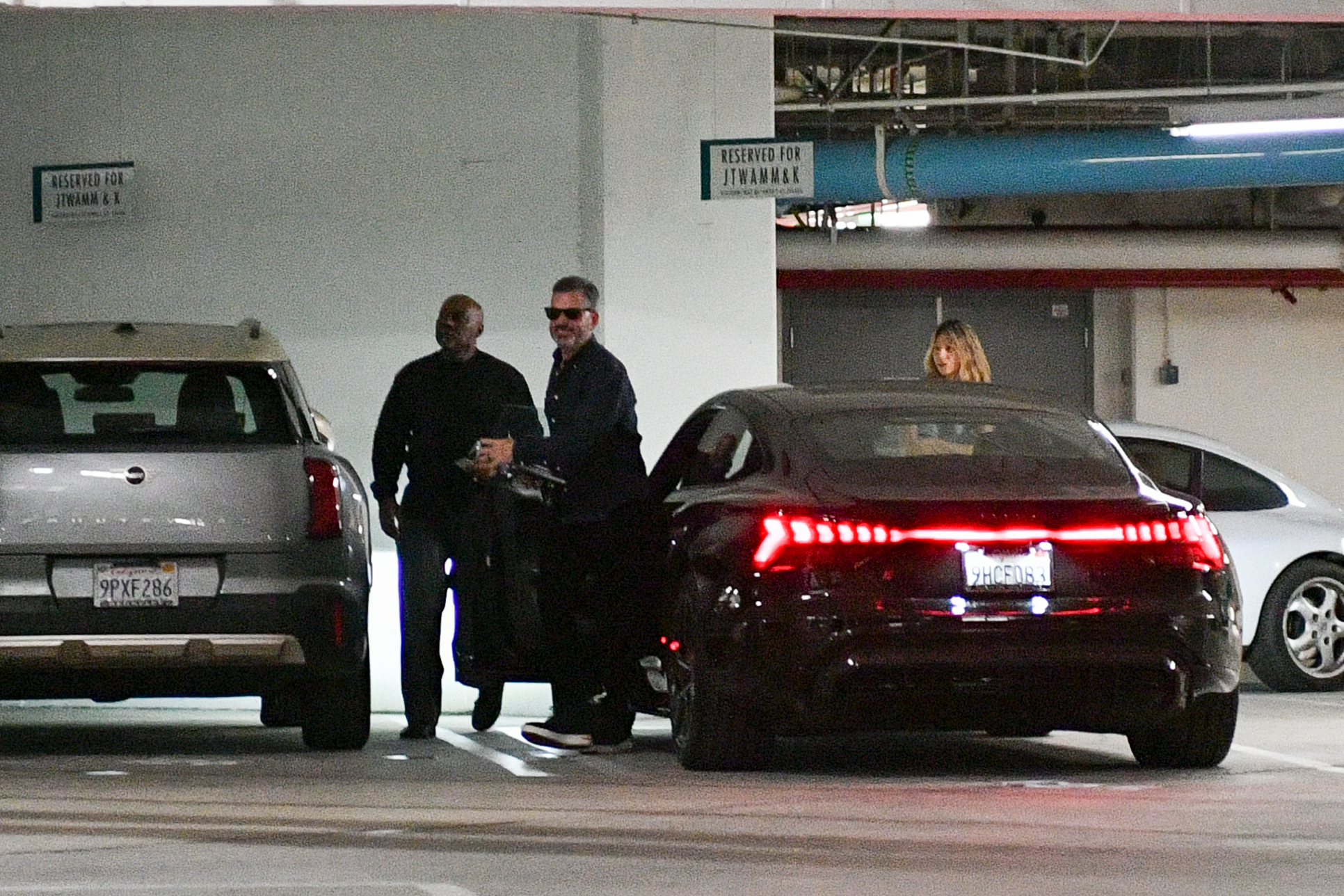 Jimmy Kimmel stepping out of his Audi. | Source: Getty Images