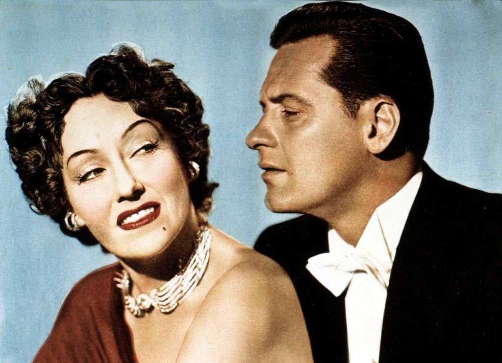 Gloria Swanson and William Holden for the movie "Sunset Boulevard" | Photo: Getty Images