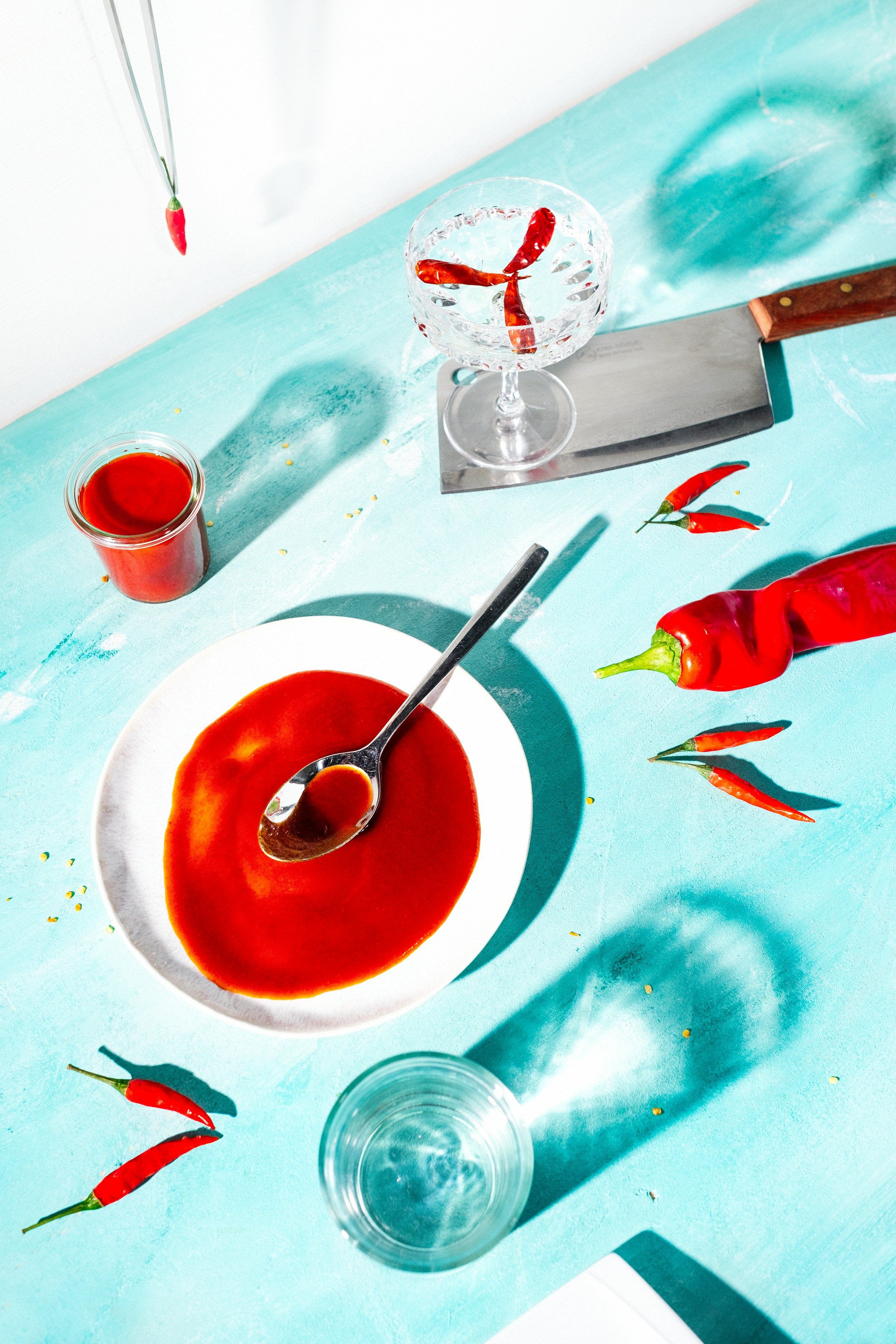 Hot sauce in a ceramic bowl | Source: Unsplash