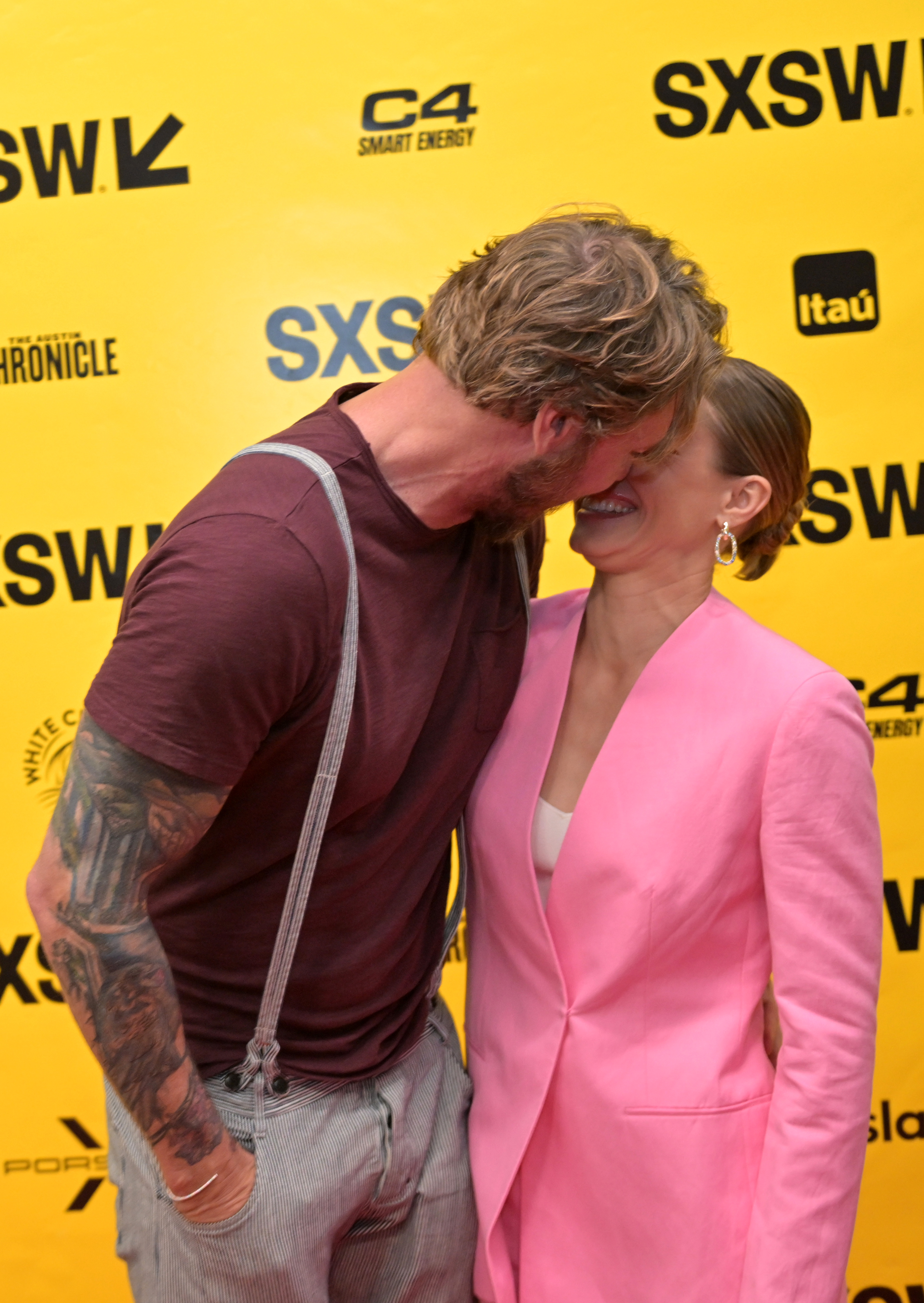 Dax Shepard and Kristen Bell share a laugh at the "Featured Session: Building a Brand Through Community during the 2023 SXSW Conference and Festivals" at Austin Convention Center in Austin, Texas on March 16, 2023 | Source: Getty Images
