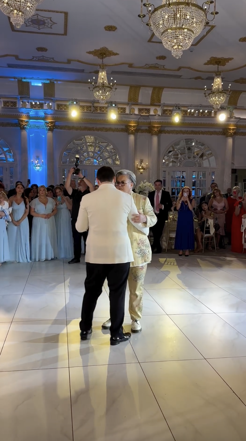 Rosie and Blake ODonnell sharing a mother-son dance, posted on August 18, 2024 | Source: Instagram/snapsfromsydney