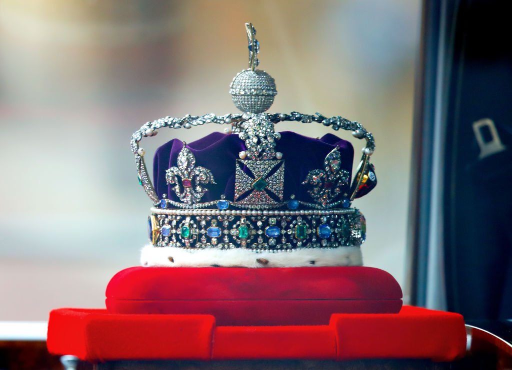 The Imperial State Crown en route to the Houses of Parliament, May 2021 | Source: Getty Images