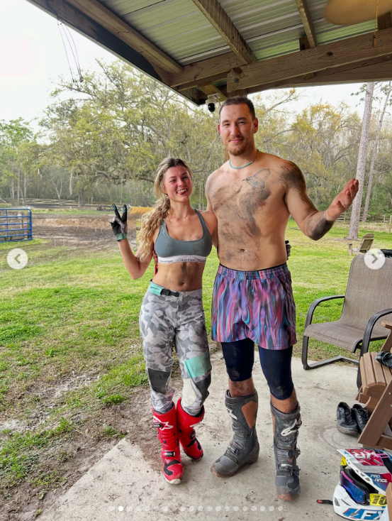 Savanna Morgan and Rex Culpepper posing outdoors in riding gear | Source: Instagram/savannaxmorgan