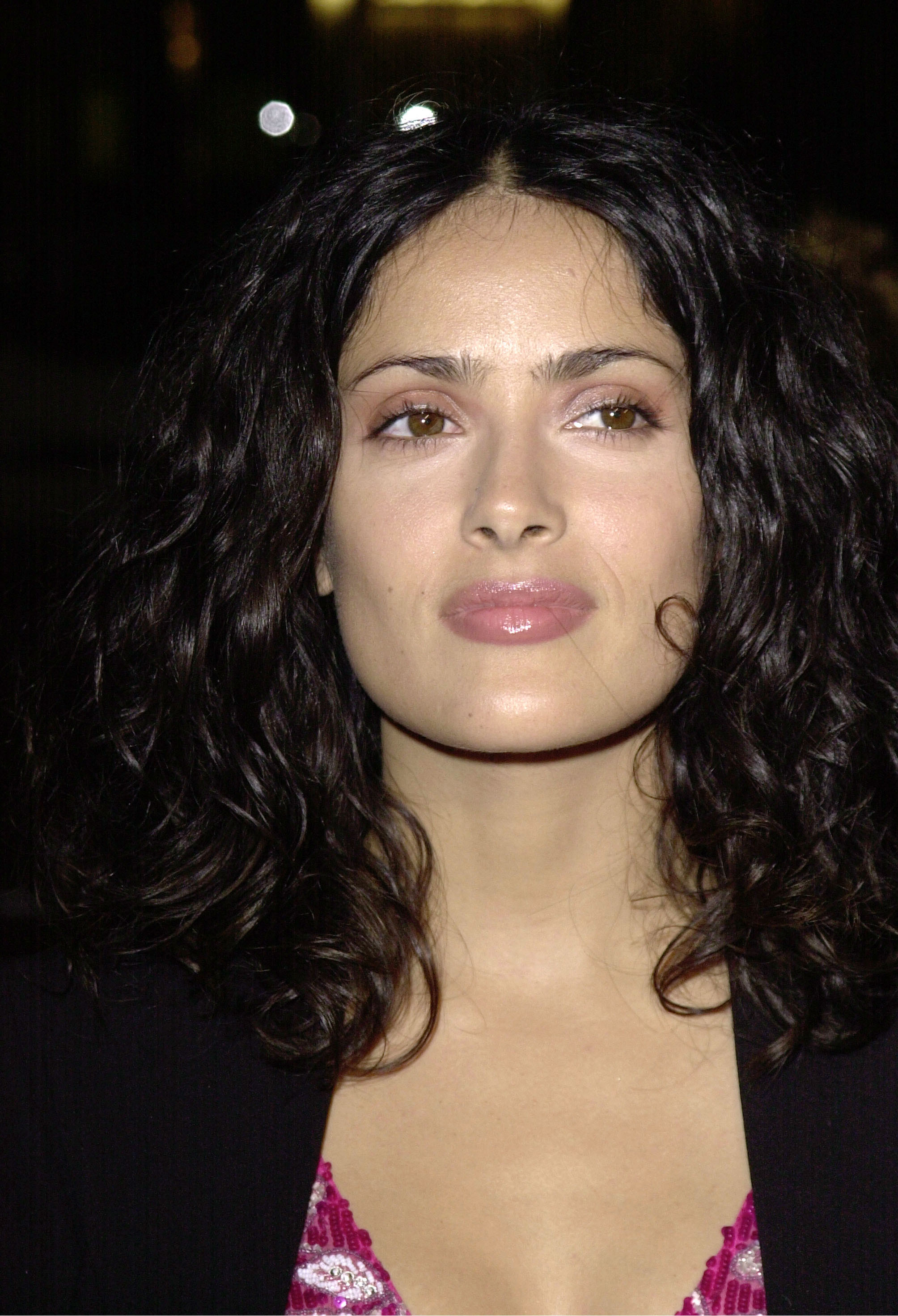 Earlier photos of Hayek continue to resurface whenever fans compare her past and present appearances. The renewed interest shows how closely the public has followed her beauty evolution across decades.