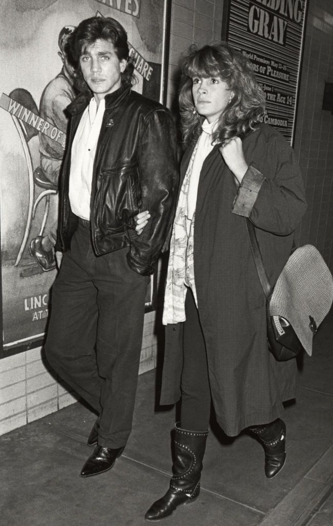 Eric y Julia Roberts en Nueva York en los años 80. | Foto: Getty Images