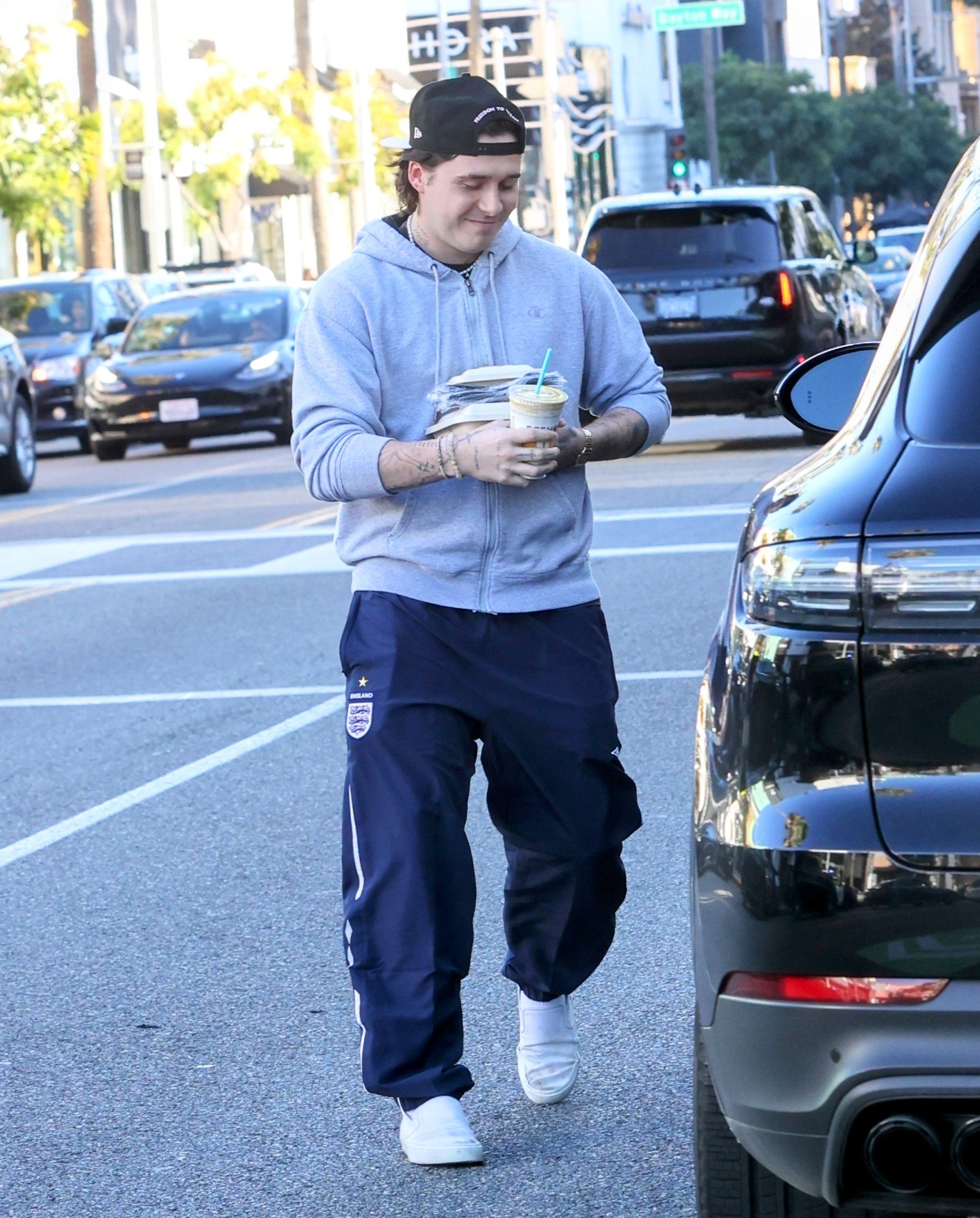 Brooklyn Beckham spotted walking around on January 20, 2023, in Beverly Hills | Source: Getty Images