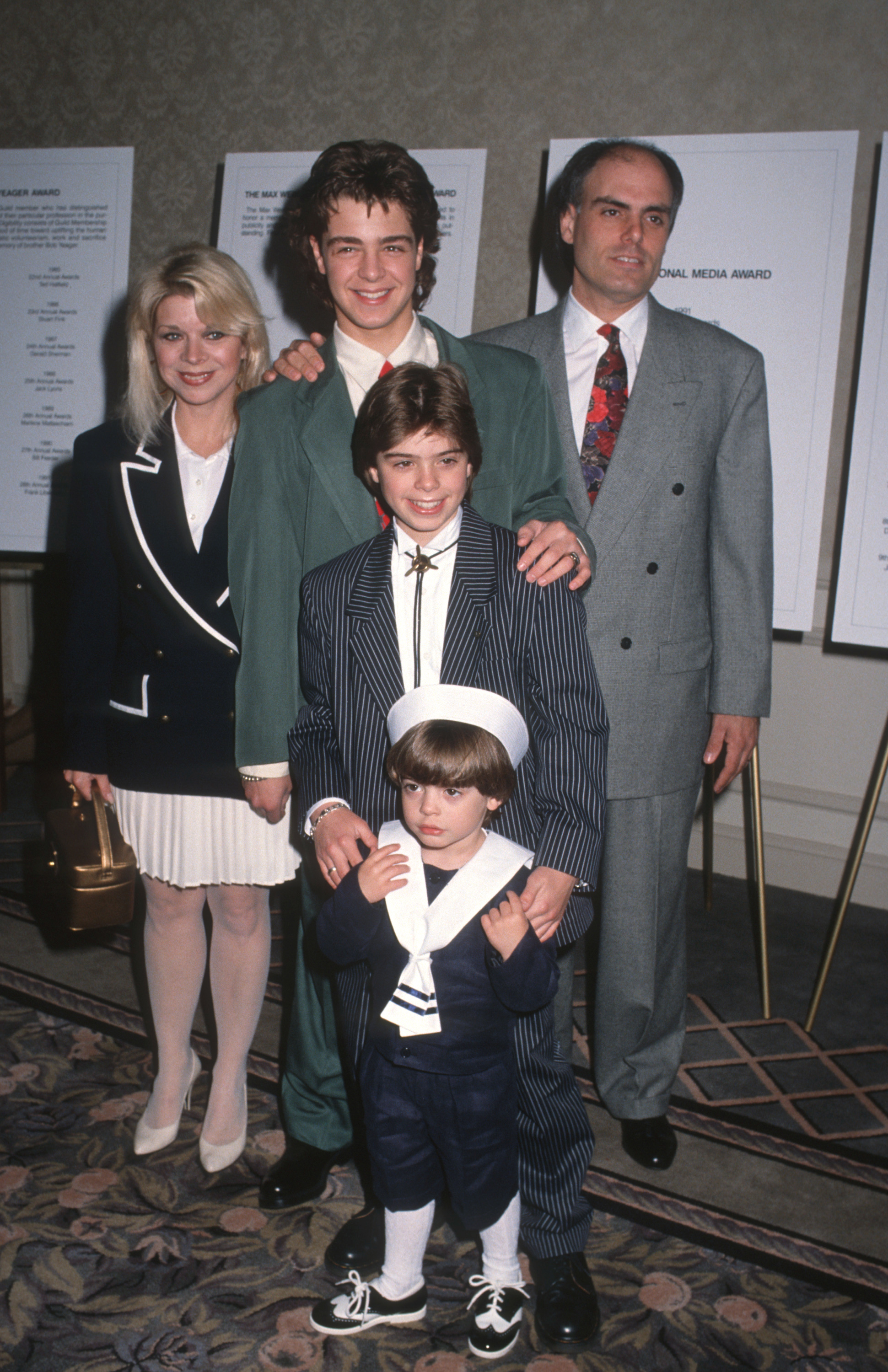 Donna, Joey, Matthew, Andrew, and Joe Lawrence pictured at the 1992 Publicists Guild of America Awards on March 17, 1992 | Source: Getty Images