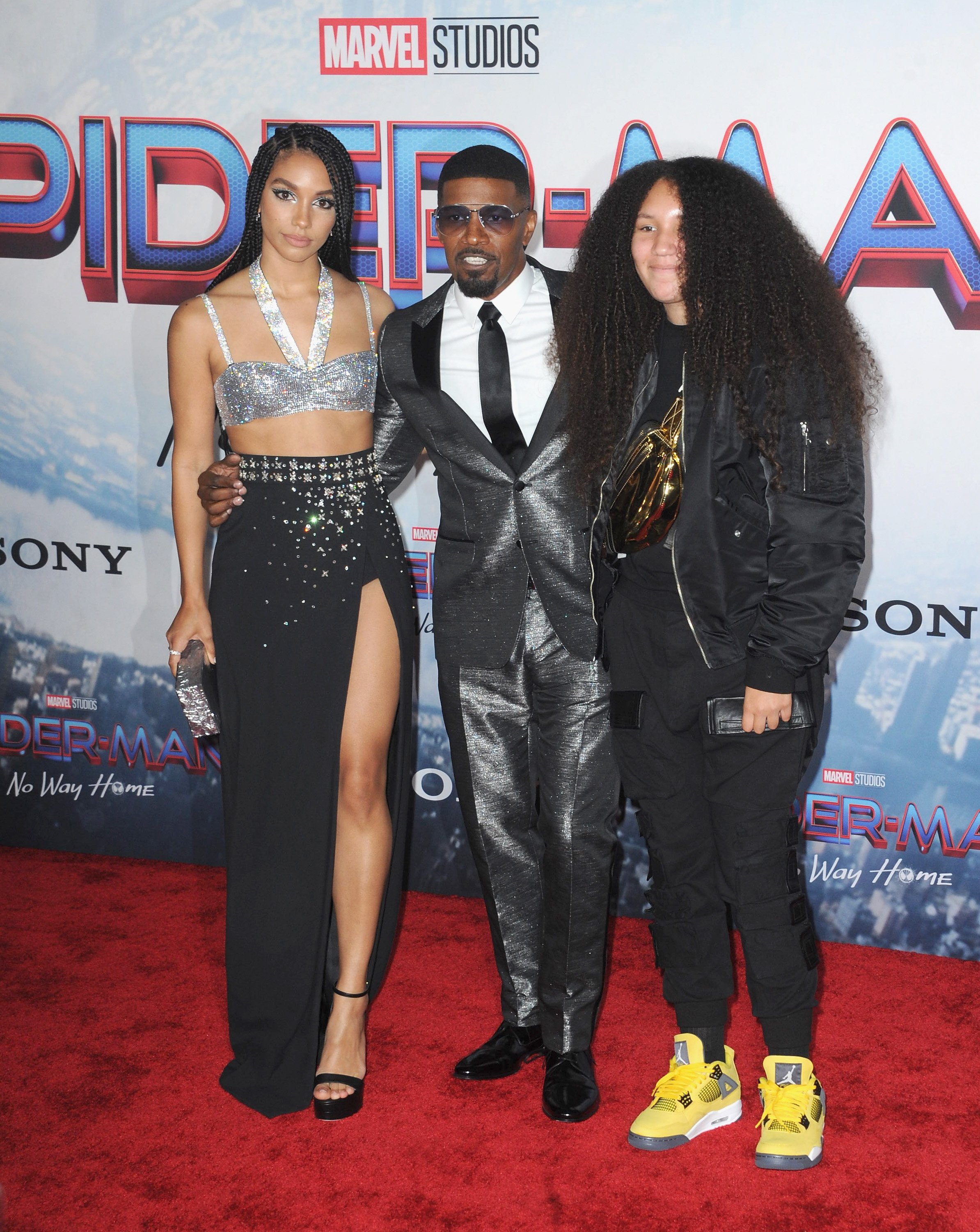  Corinne Foxx, Jamie Foxx and Annalise Foxx attend Sony Pictures' "Spider-Man: No Way Home" Los Angeles Premiere on December 13, 2021 in Los Angeles, California. | Source: Getty Images