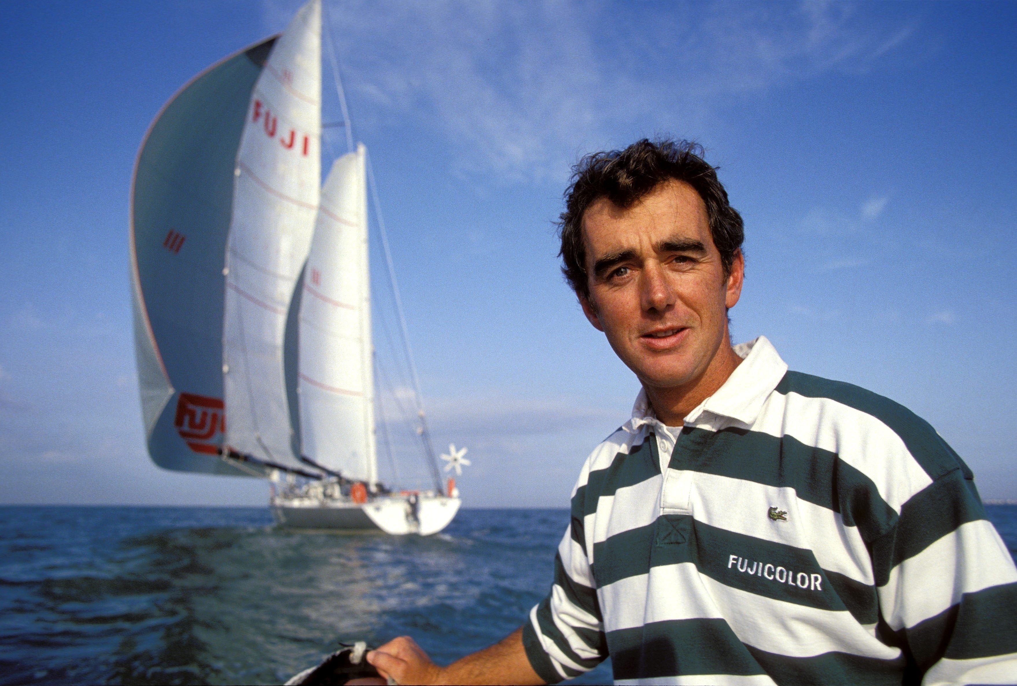 Olivier Chiabodo, présentateur de l'émission de télévision "Pago-pago" en France le 25 novembre 1991. | Photo : Getty Images