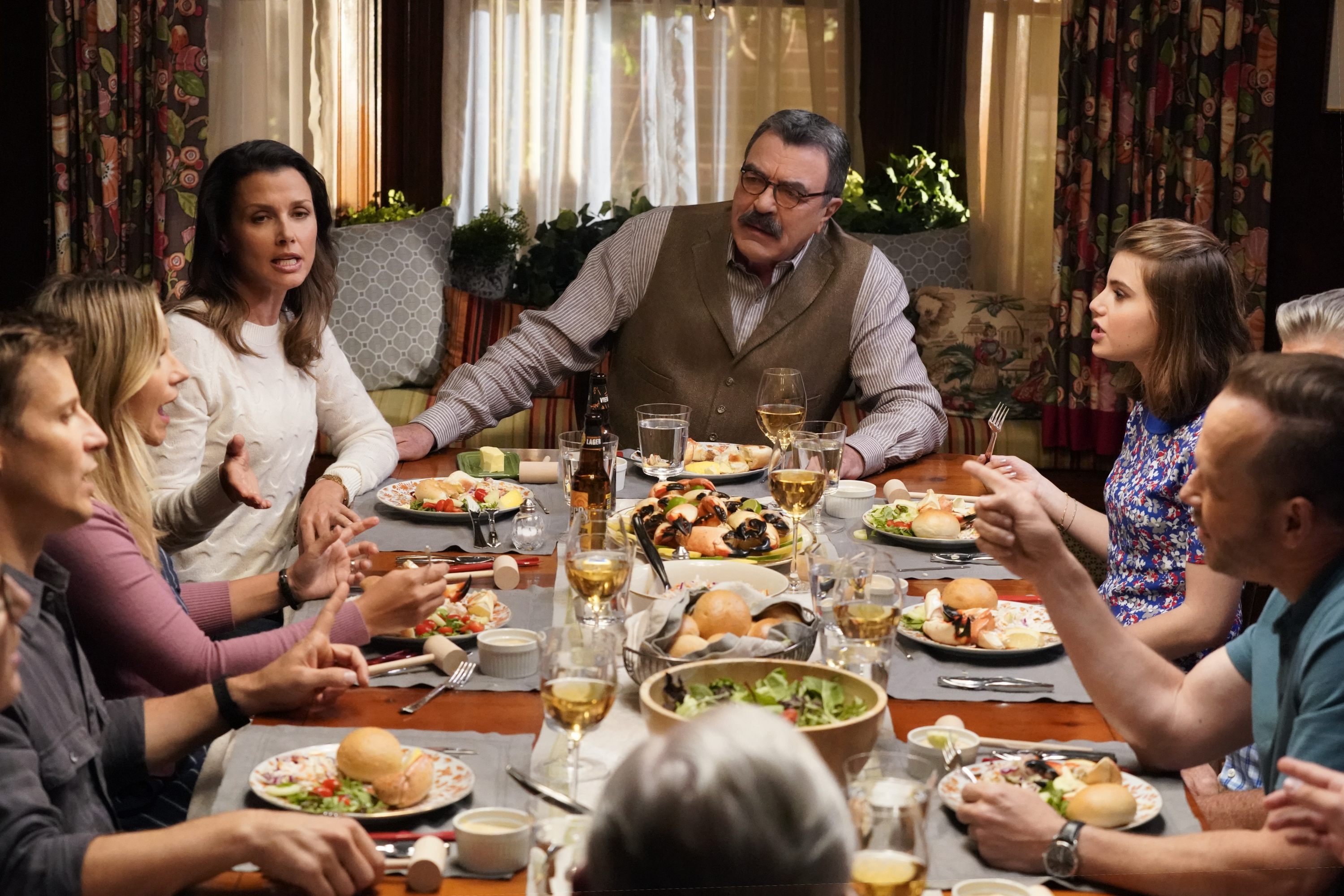 Bridget Moynahan and her cast mates filming "Blue Bloods" in 2019. | Source: Getty Images