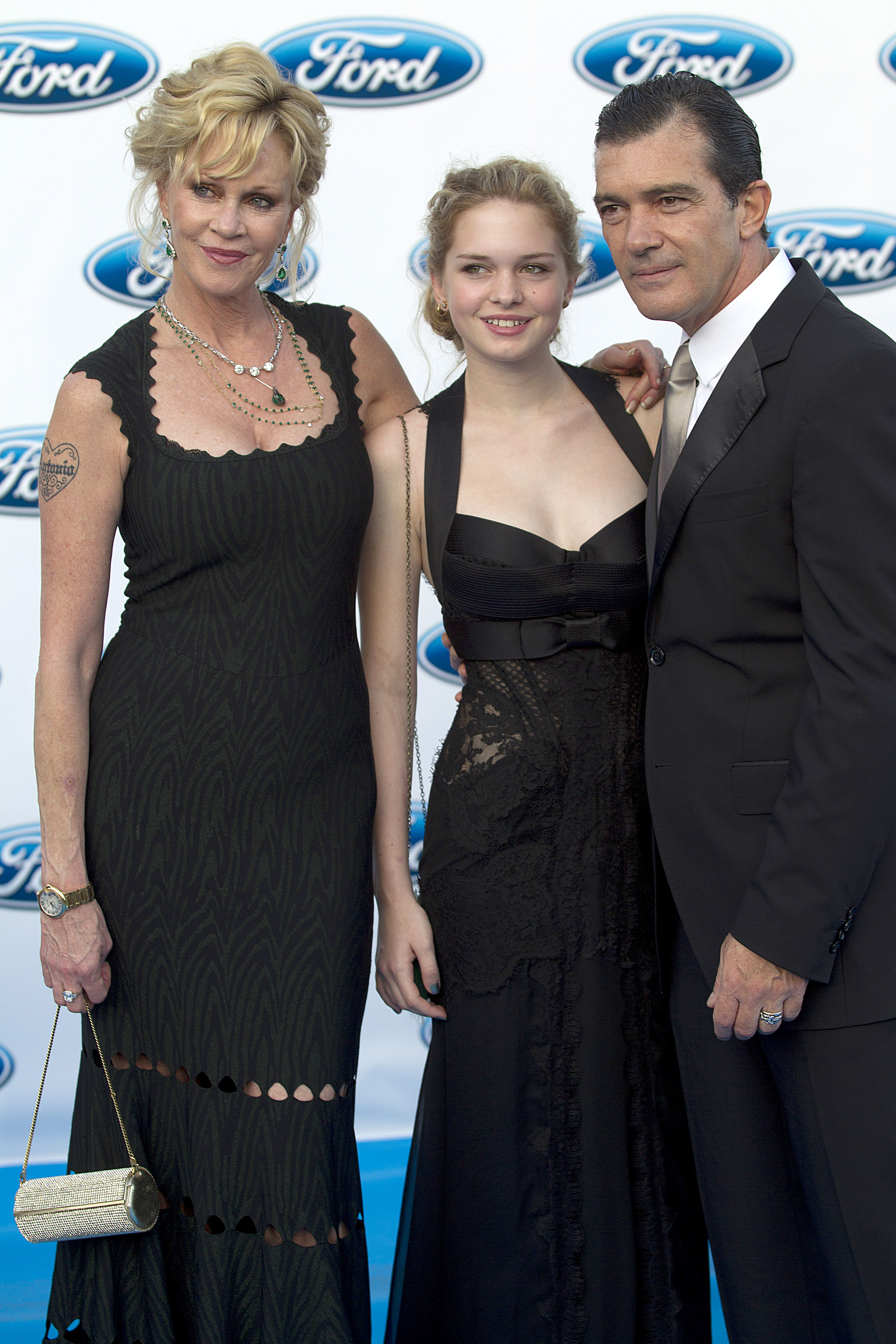 Melanie Griffith, Stella and Antonio Banderas at the Starlite Gala in Marbella, Spain on August 4, 2012 | Source: Getty Images
