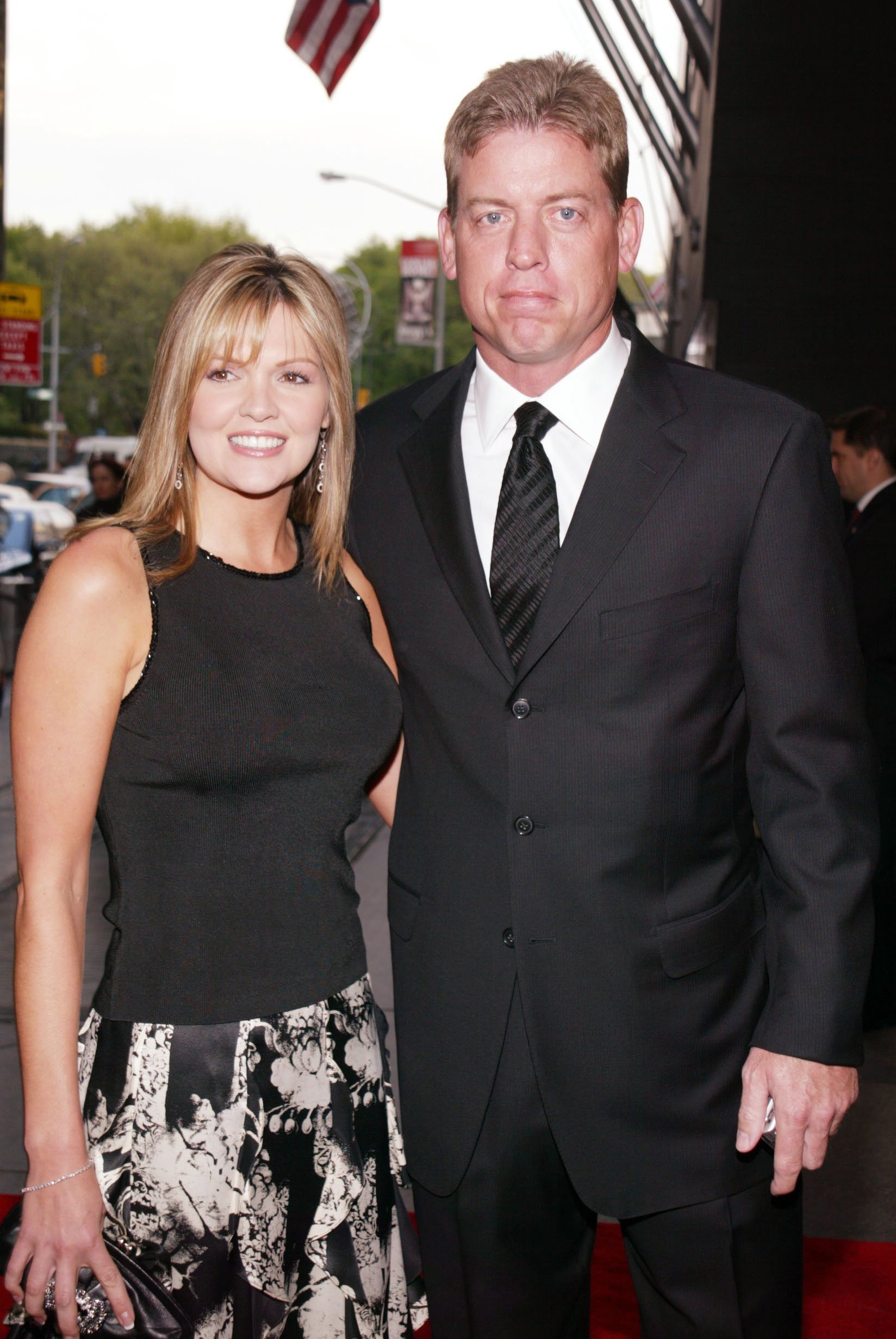 Troy Aikman and Rhonda Worthey at the Benefit Gala for the SU Si Newhouse School in New York. | Source: Getty Images