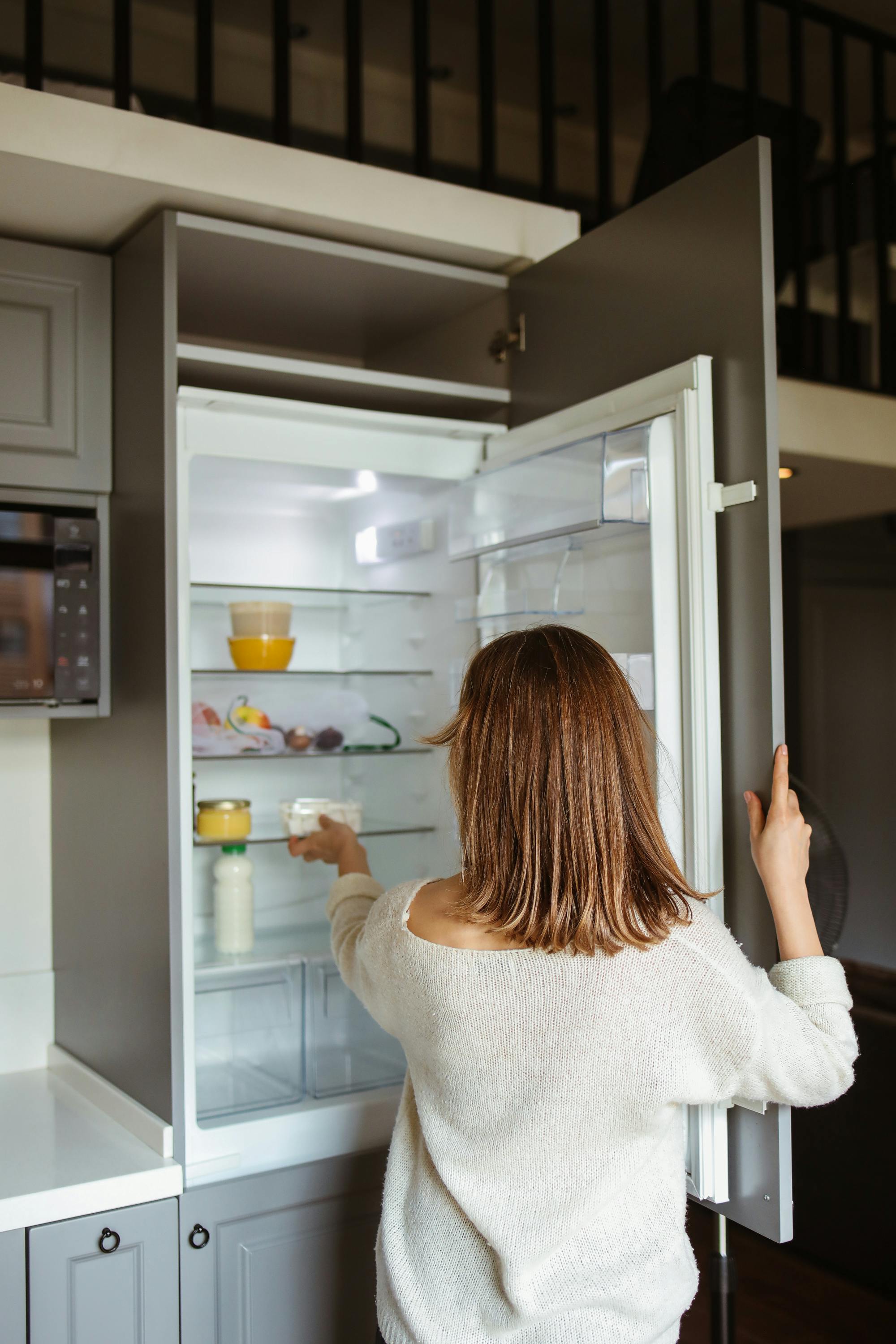 An almost empty fridge | Source: Pexels