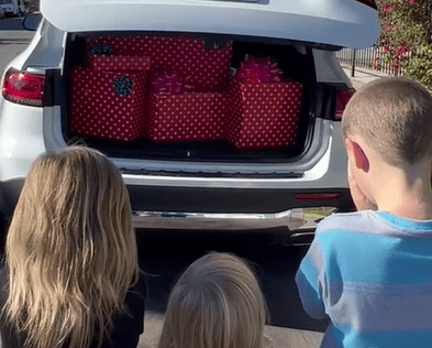 The kids were surprised with more presents | Source: TikTok/isaiahgarza