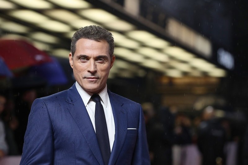 Rufus Sewell on September 30, 2019 in London, England | Photo: Getty Images