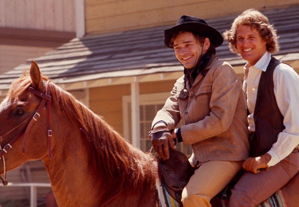Pete Duel, Ben Murphy Appearing In 'Alias Smith And Jones' circa 1972 | Source: Getty Images