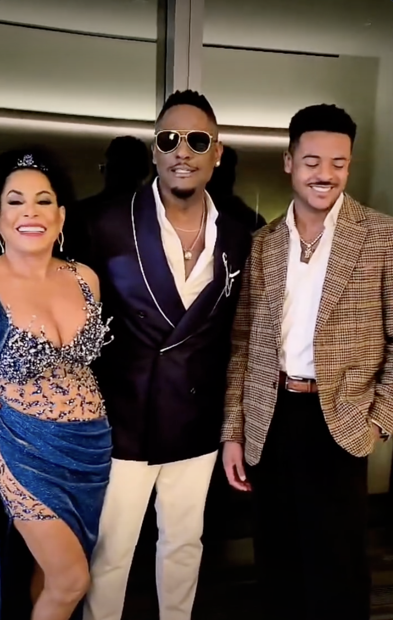 Josie Hart and Blair Underwood with a loved one. | Source: Instagram/bridesbynona