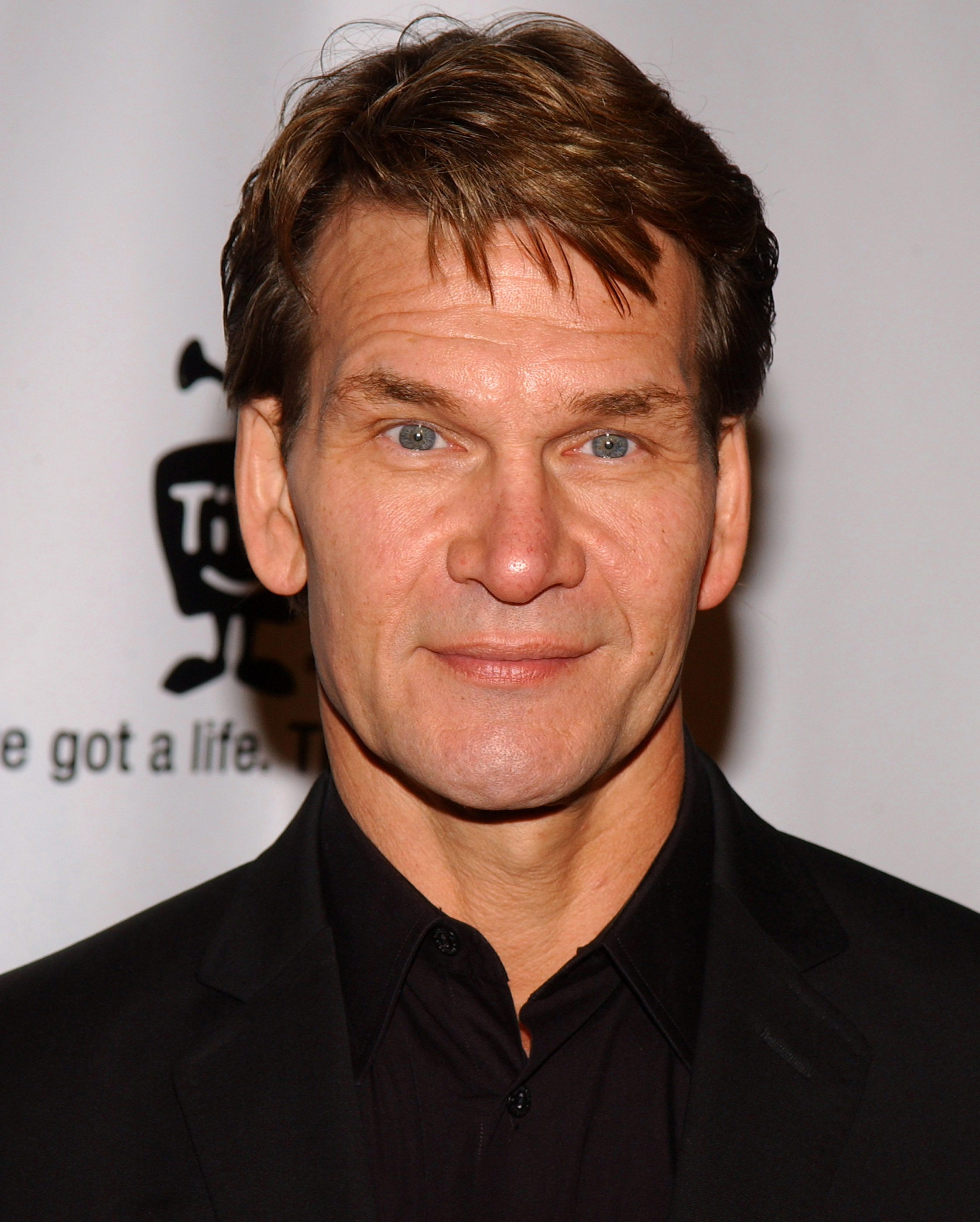 Patrick Swayze during Oceana's 2004 Partners Awards Gala in Beverly Hills, California in 2004 | Source: Getty Images