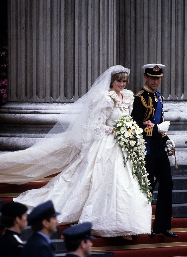 Princess Diana and Prince Charles leaving St. Paul's Cathedral on 29 July, 1981 in London, England | Source: Getty Images