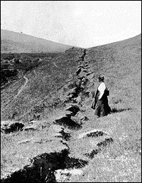 Sant Andreas fault line, 1906. Image Source: YouTube/NPR