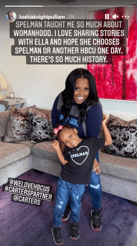 Keshia Knight Pulliam shares a picture with her daughter Ella Grace in matching shirts and jeans. | Photo: Instagram/Keshiaknightpulliam
