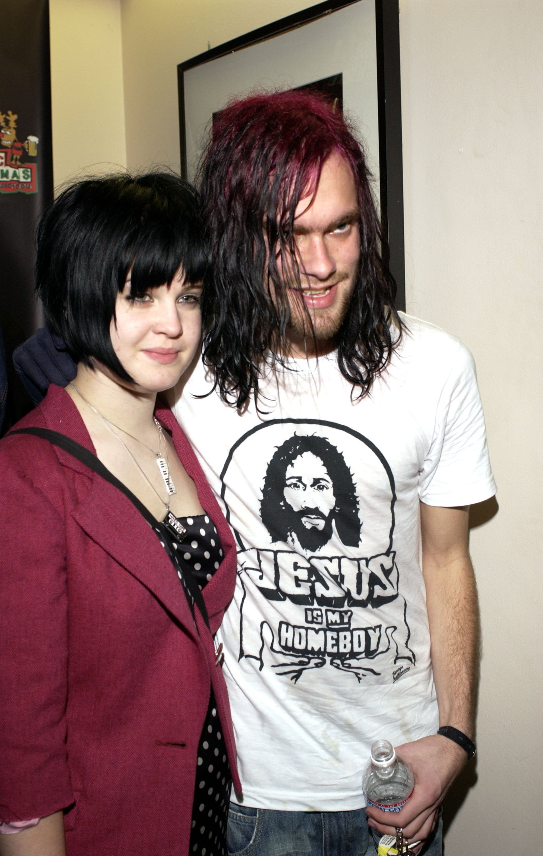 Kelly Osbourne & Bert McCracken of "The Used" during 2002 KROQ Almost Acoustic Christmas at Universal Amphitheatre in Universal City, California, United States. | Source: Getty Images